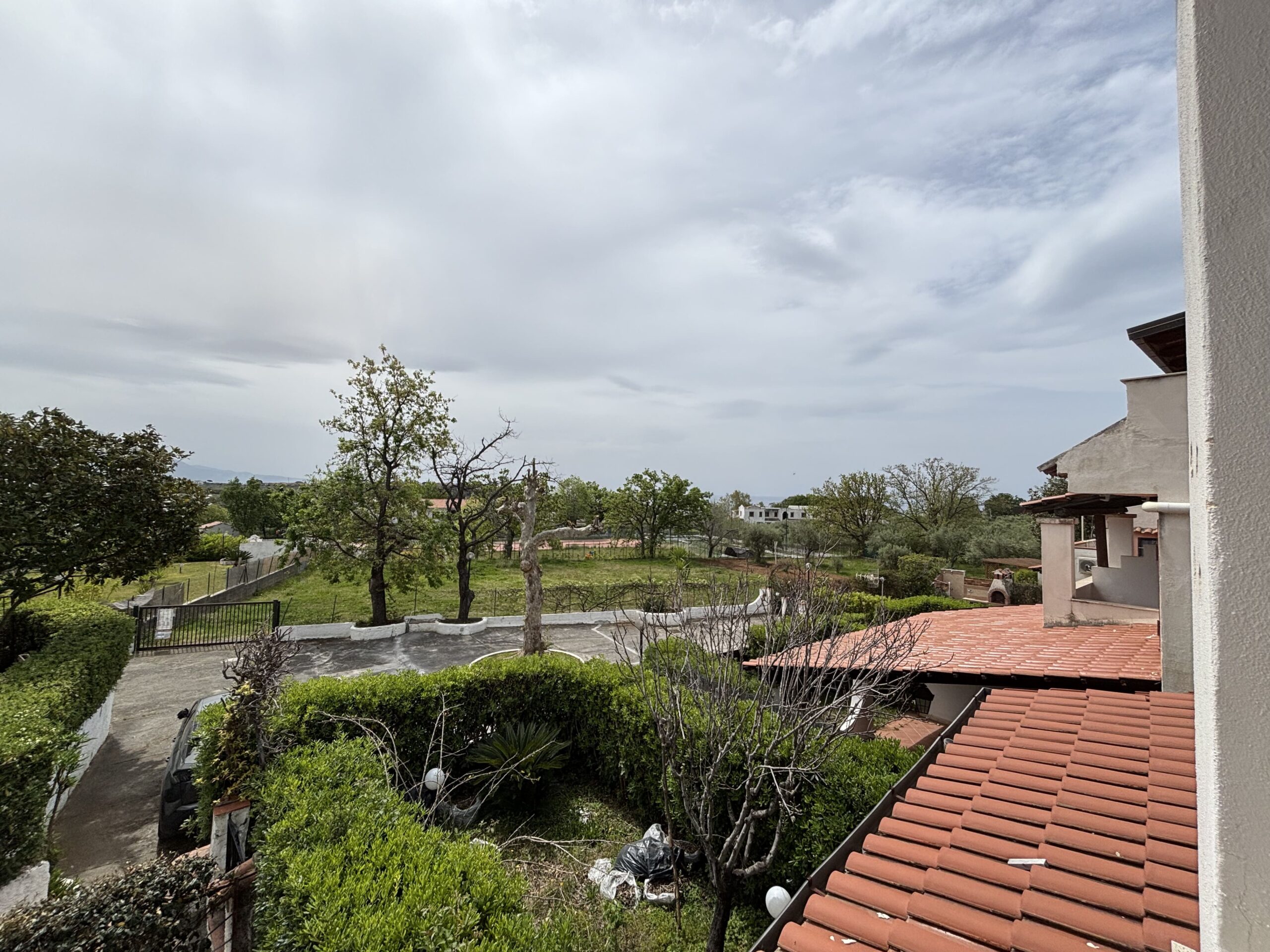A flat on a gated estate in San Nicola Arcella.