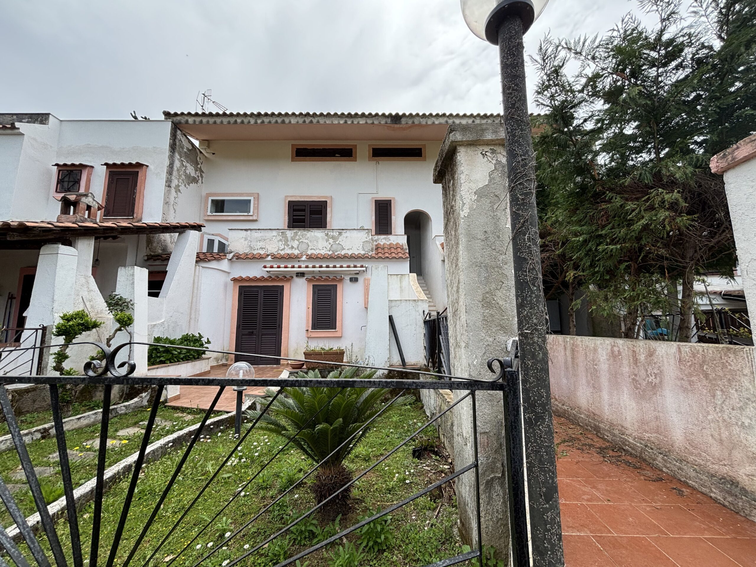A flat on a gated estate in San Nicola Arcella.