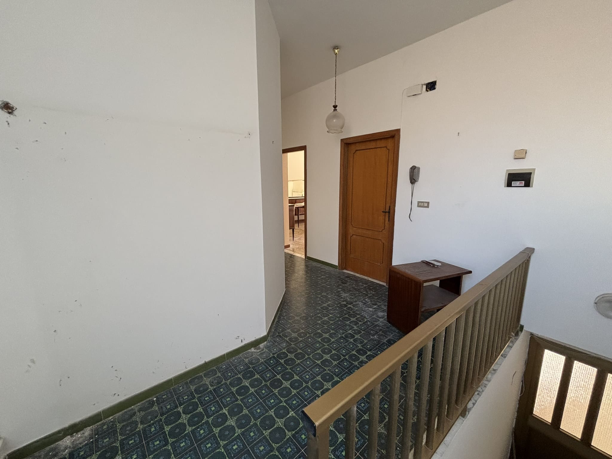 Luxurious Apartment Diamante Lungomare - 182m² with 183m² Terrace, 3 Bedrooms, Sea View.