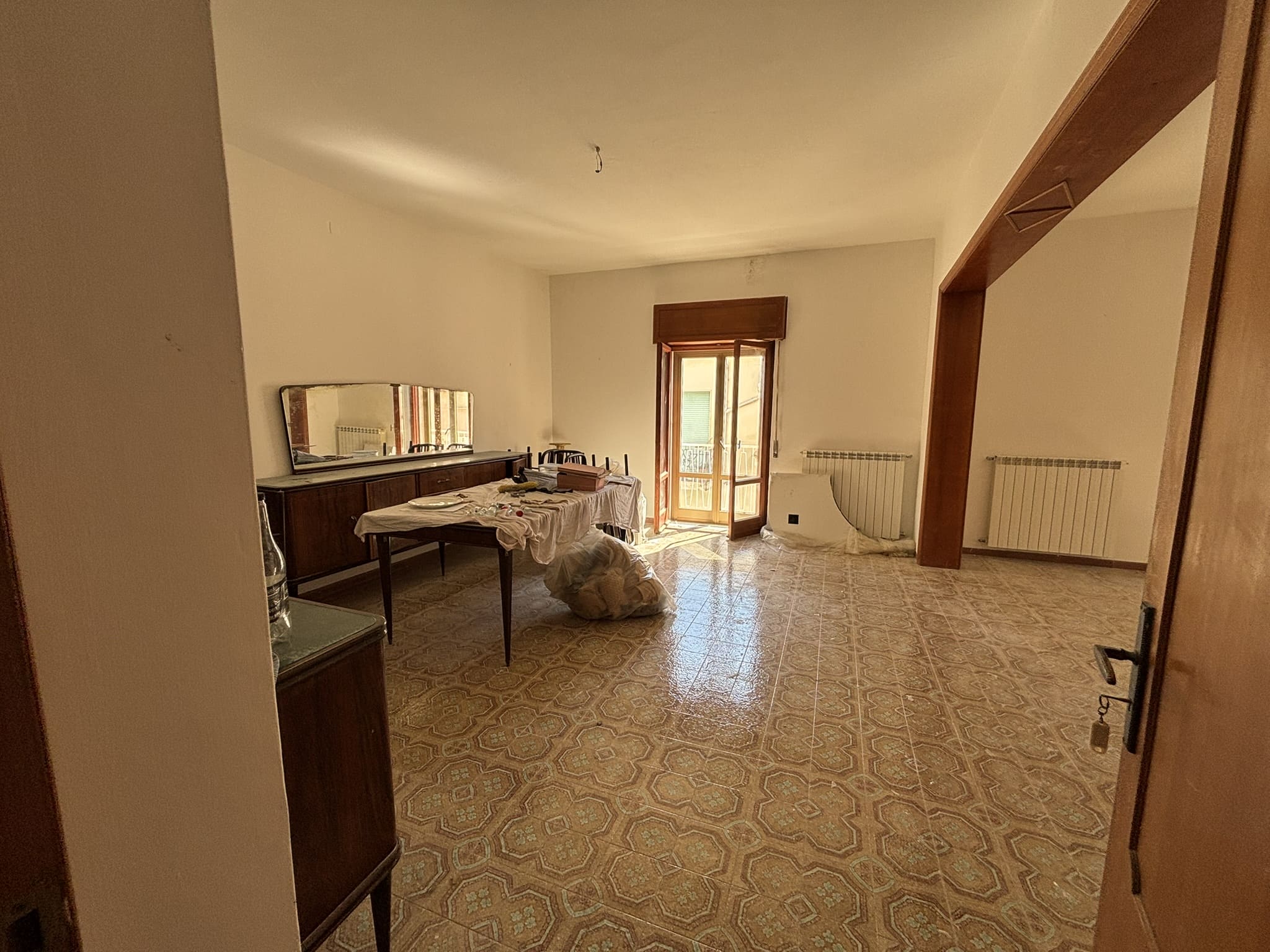 Luxurious Apartment Diamante Lungomare - 182m² with 183m² Terrace, 3 Bedrooms, Sea View.