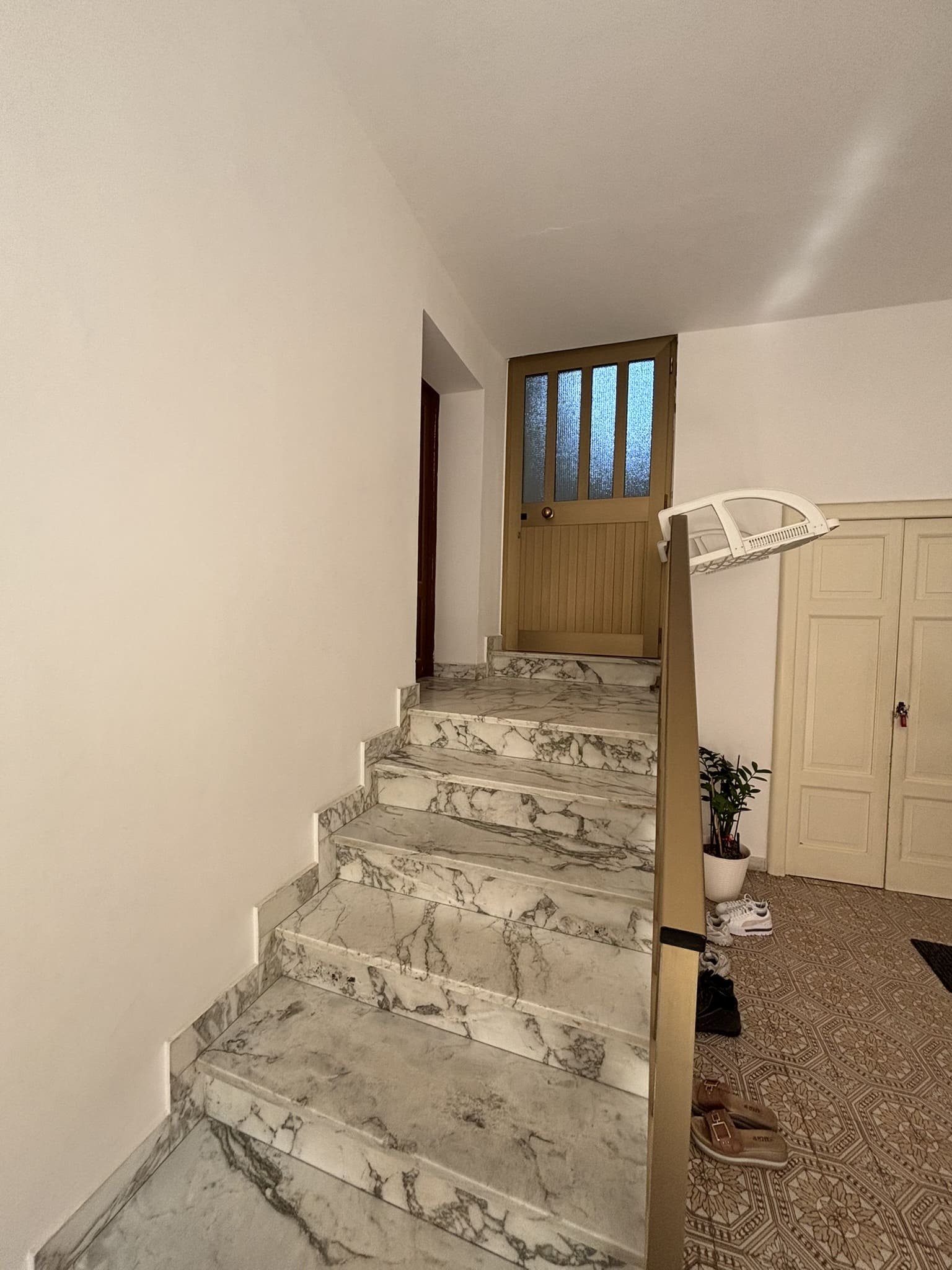 Luxurious Apartment Diamante Lungomare - 182m² with 183m² Terrace, 3 Bedrooms, Sea View.