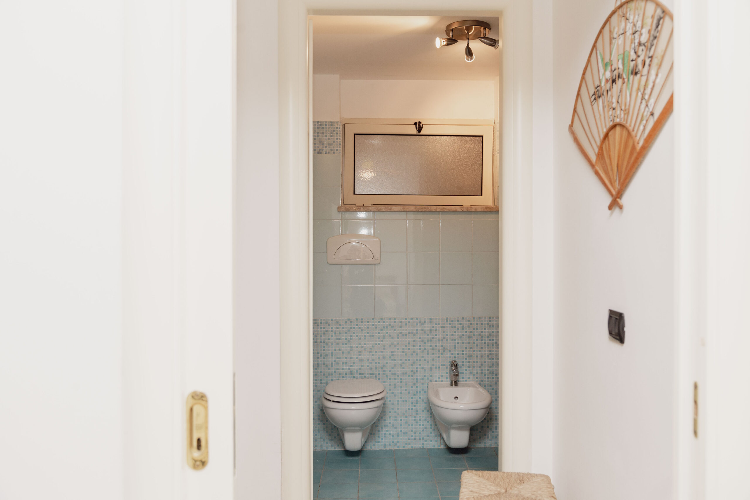 Villa Bellavista - semi-detached house in Staletti, panoramic sea views, private parking.