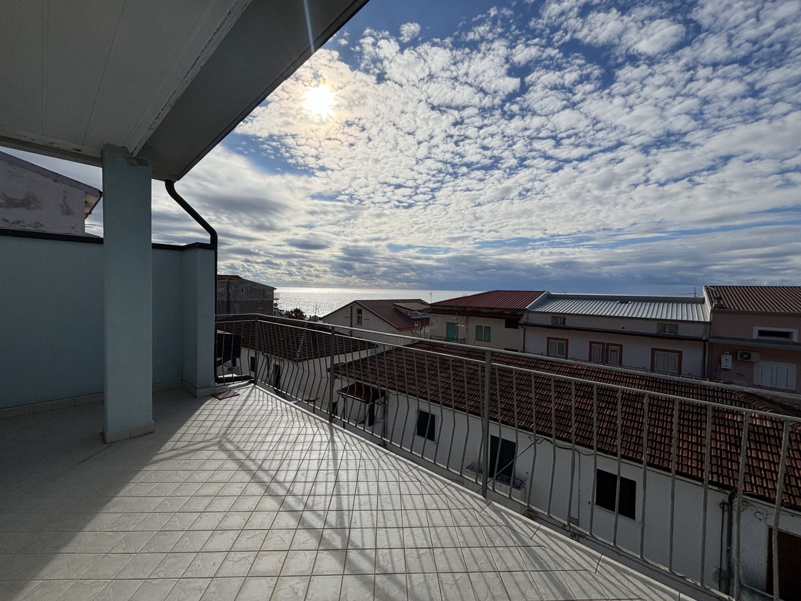 Acquappesa 95m² Apartment - Ready to Move In, Marble, 6 Rooms, Elevated Ground Floor.