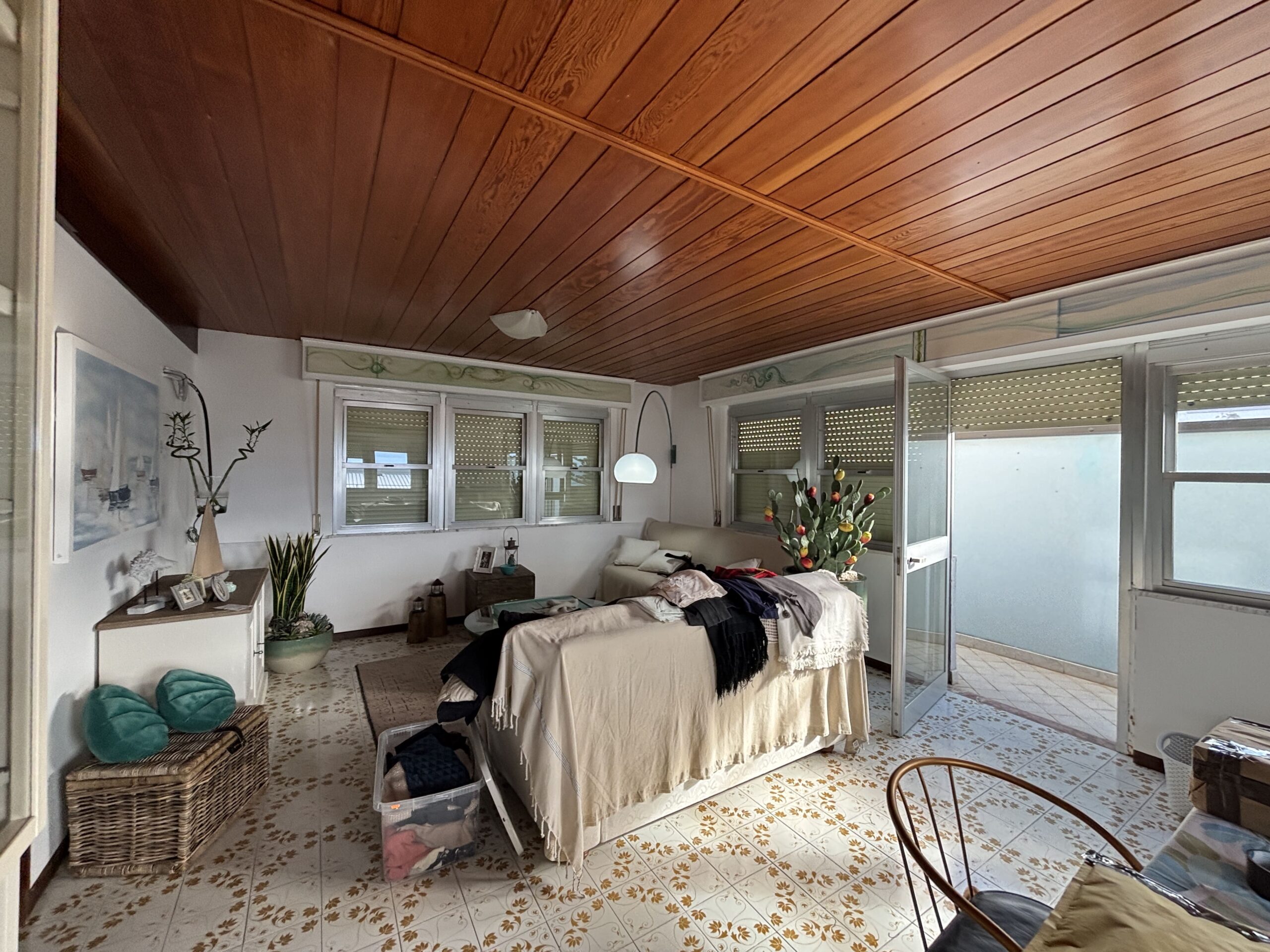 Acquappesa 95m² Apartment - Ready to Move In, Marble, 6 Rooms, Elevated Ground Floor.