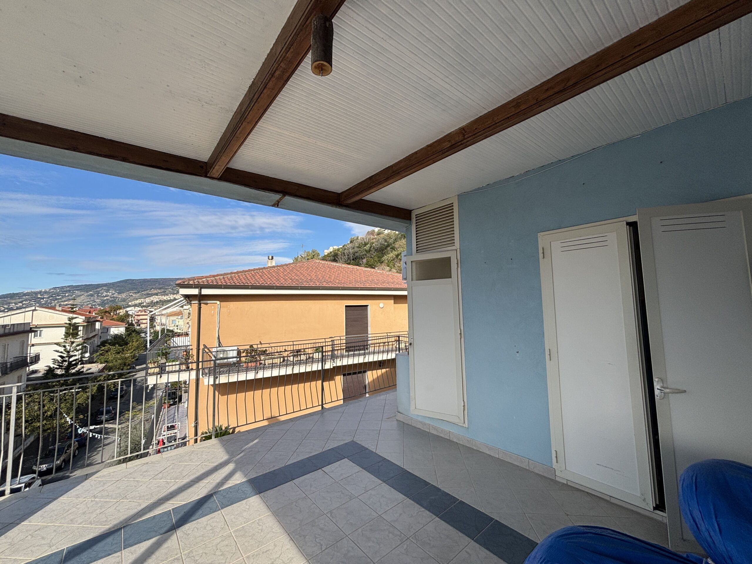 Acquappesa 95m² Apartment - Ready to Move In, Marble, 6 Rooms, Elevated Ground Floor.