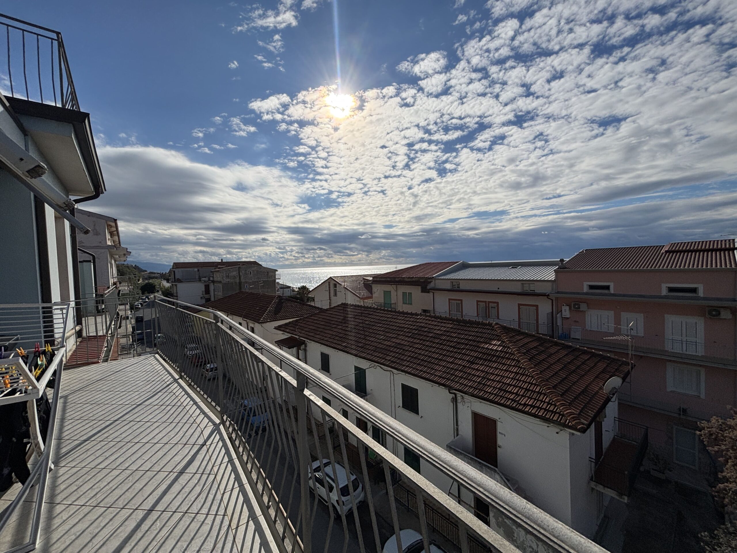 Acquappesa 95m² Apartment - Ready to Move In, Marble, 6 Rooms, Elevated Ground Floor.