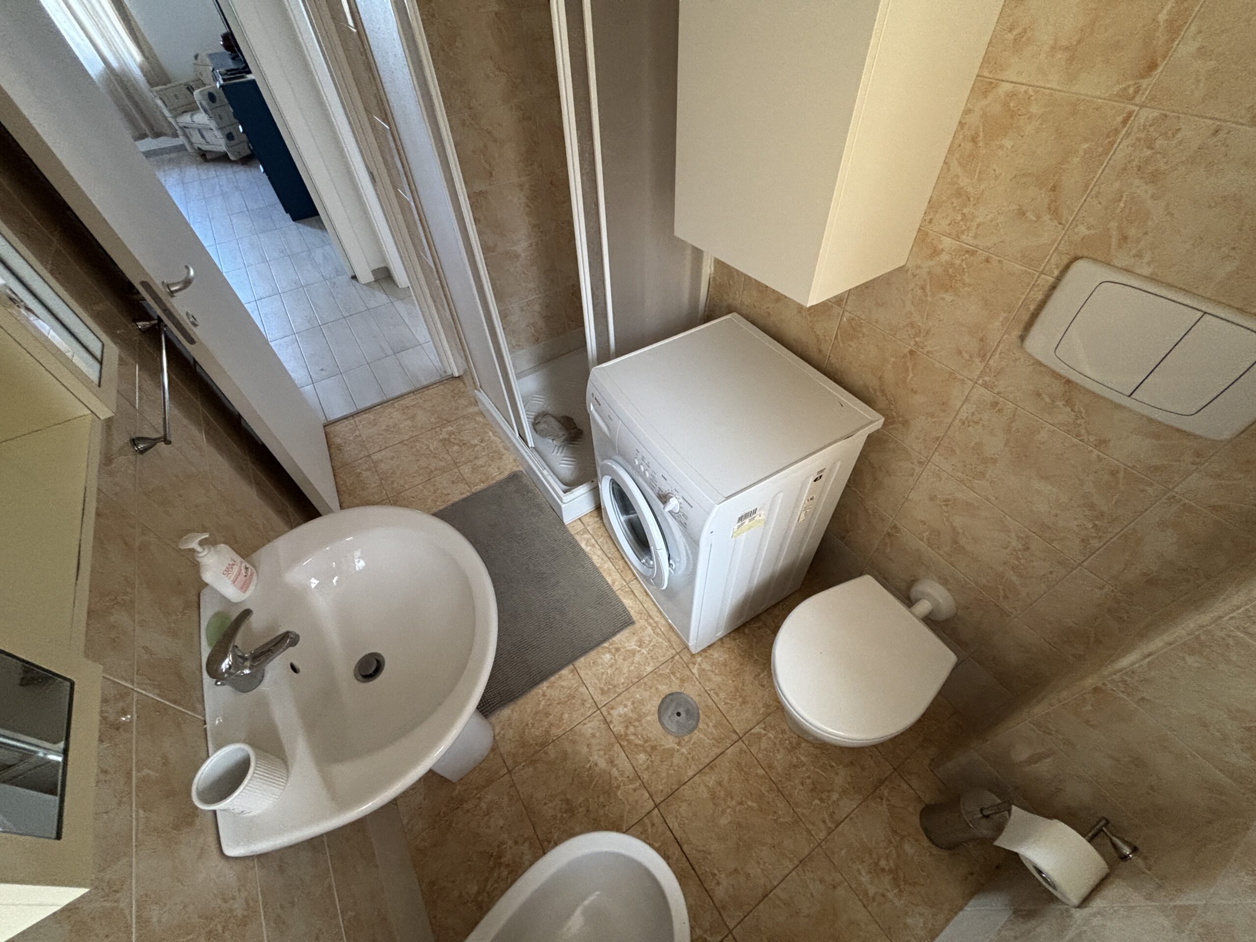 Apartment 125m² Guardia Piemontese - 50m Beach, Terrace, Potential 40m², Close to Terme Luigiane.