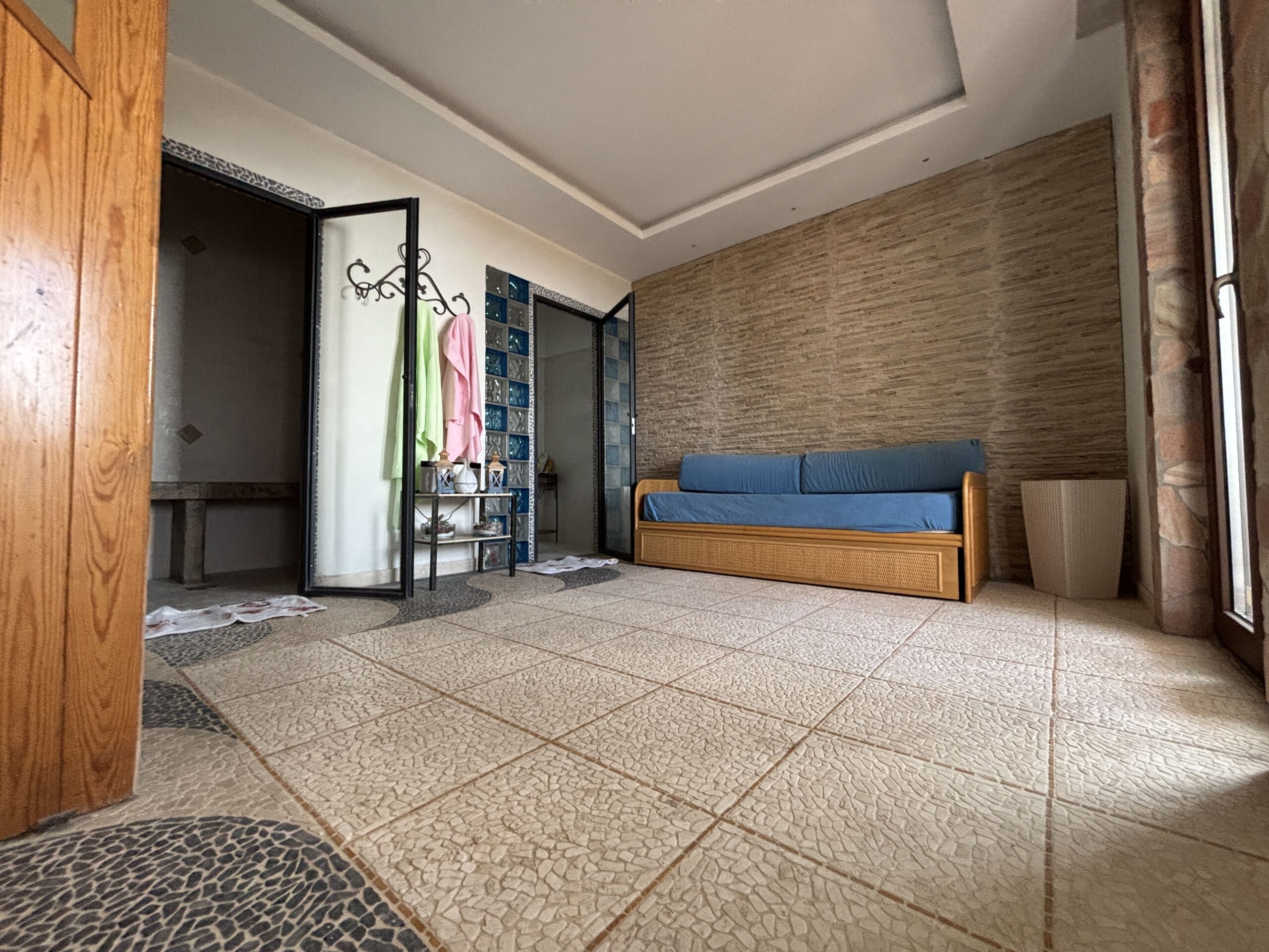 Elegant split-level flat in Belvedere Marittimo.