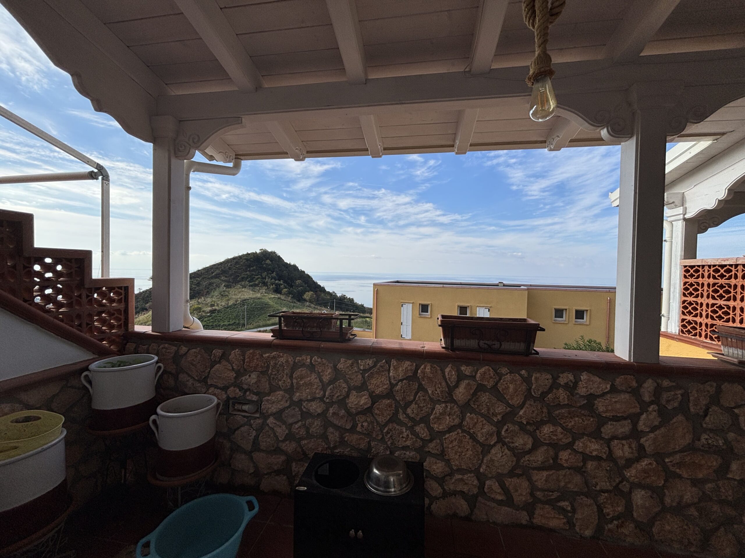 Elegant split-level flat in Belvedere Marittimo.