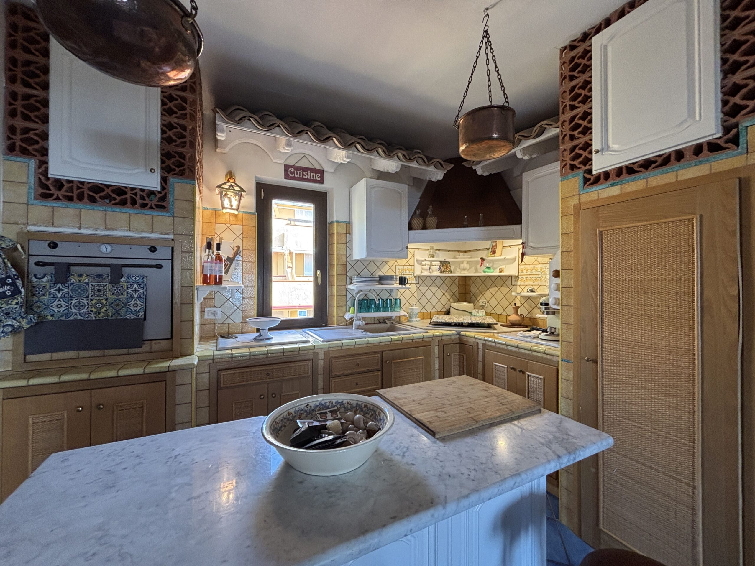 Elegant split-level flat in Belvedere Marittimo.