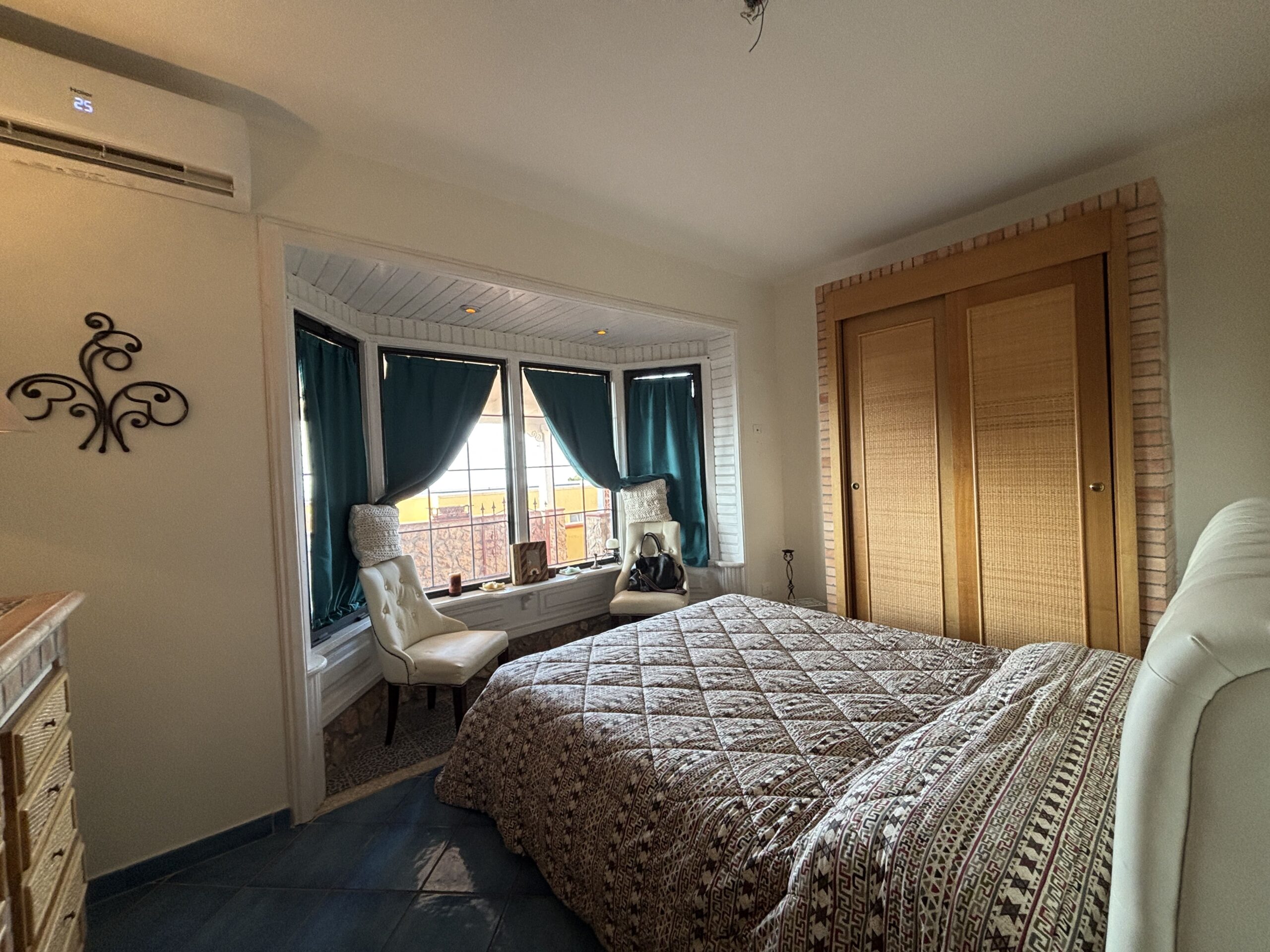 Elegant split-level flat in Belvedere Marittimo.