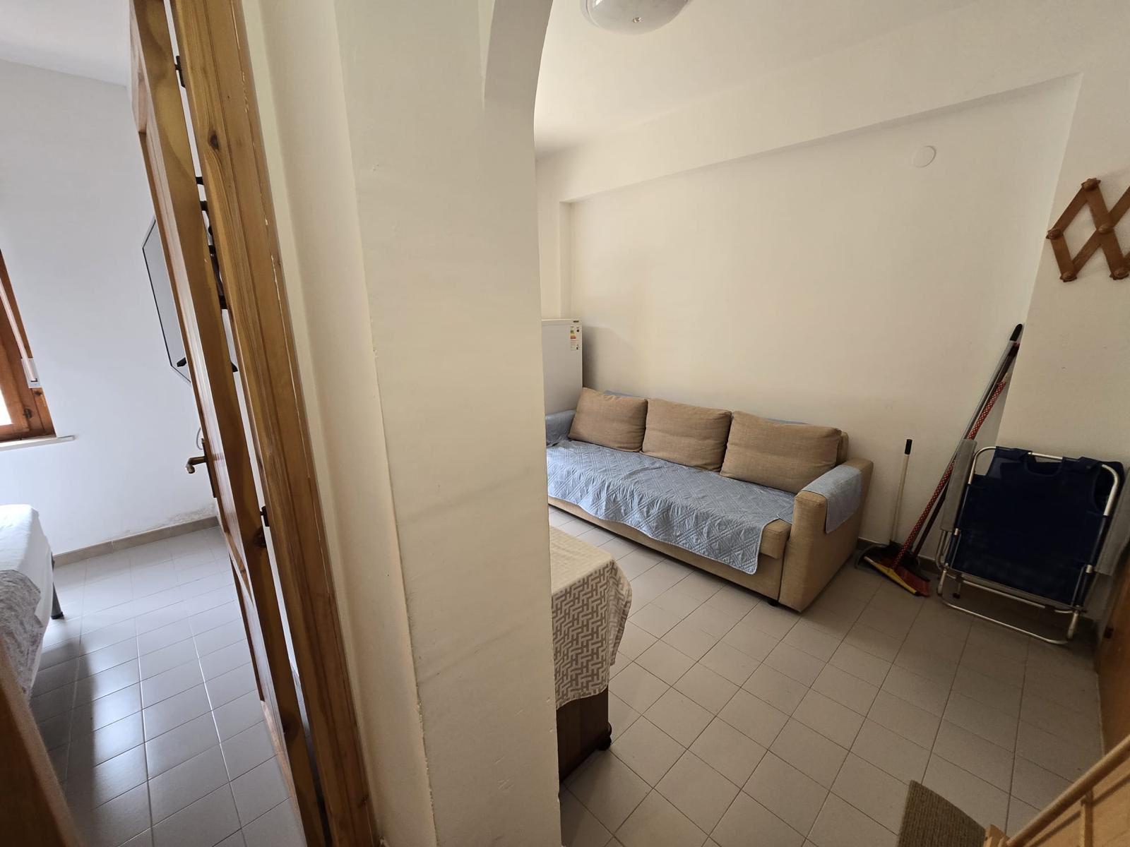 Scalea - cosy flat with balcony at a bargain price.