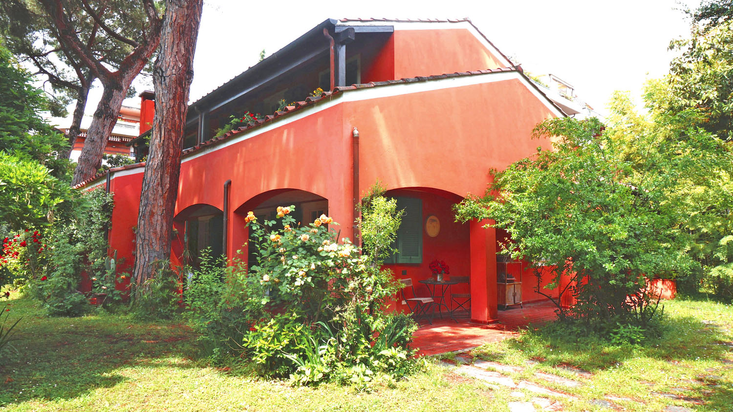 Ekskluzywna willa w Toskanii – ogród, garaż, parking