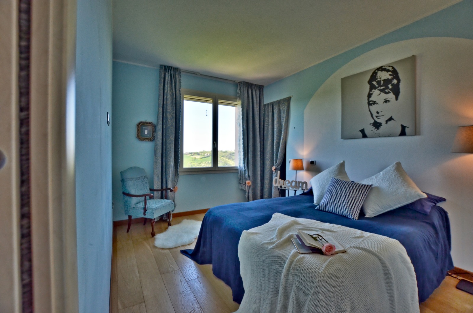 Ecological villa from a designer in Tuscany!.