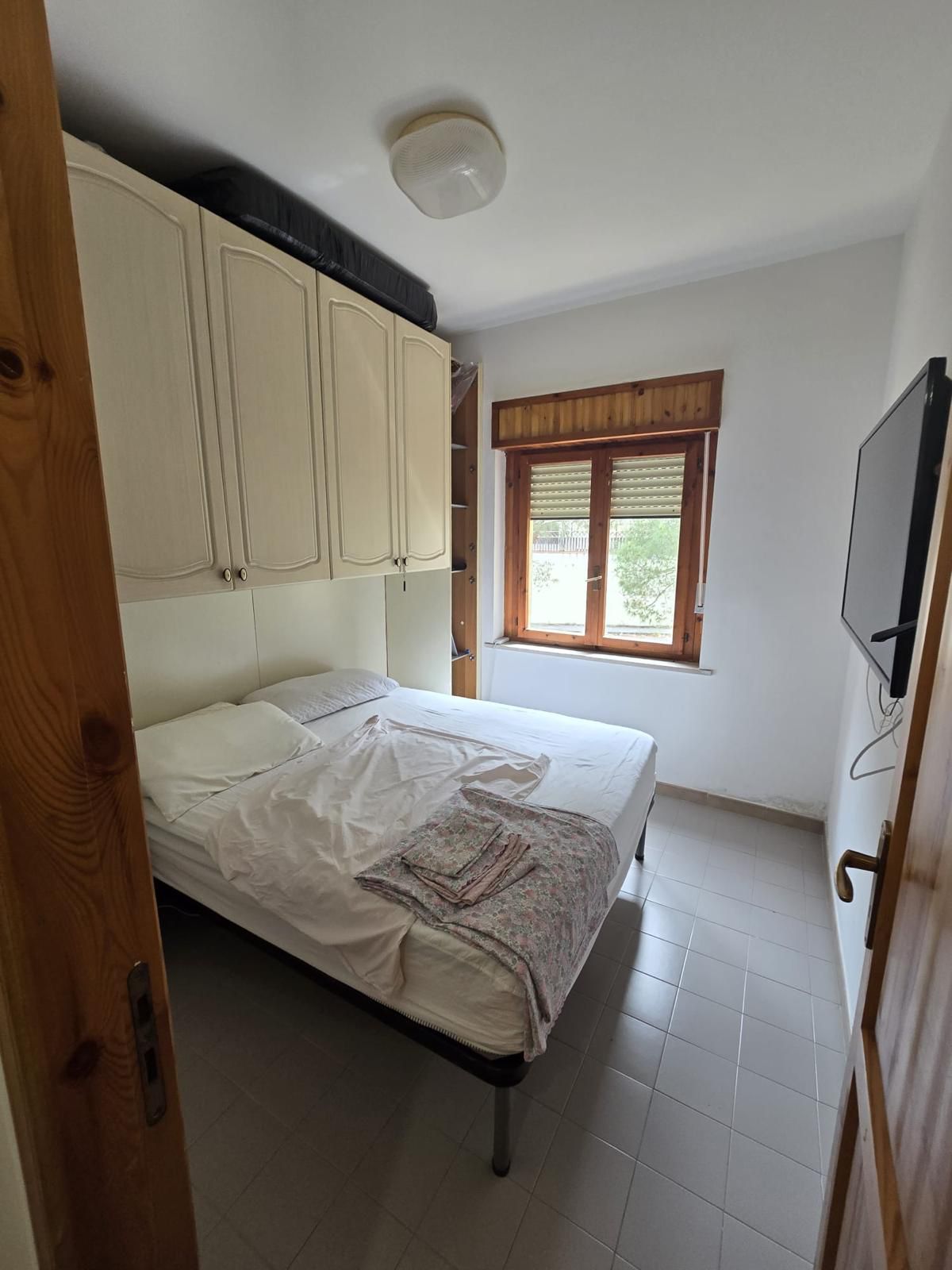 Scalea - cosy flat with balcony at a bargain price.