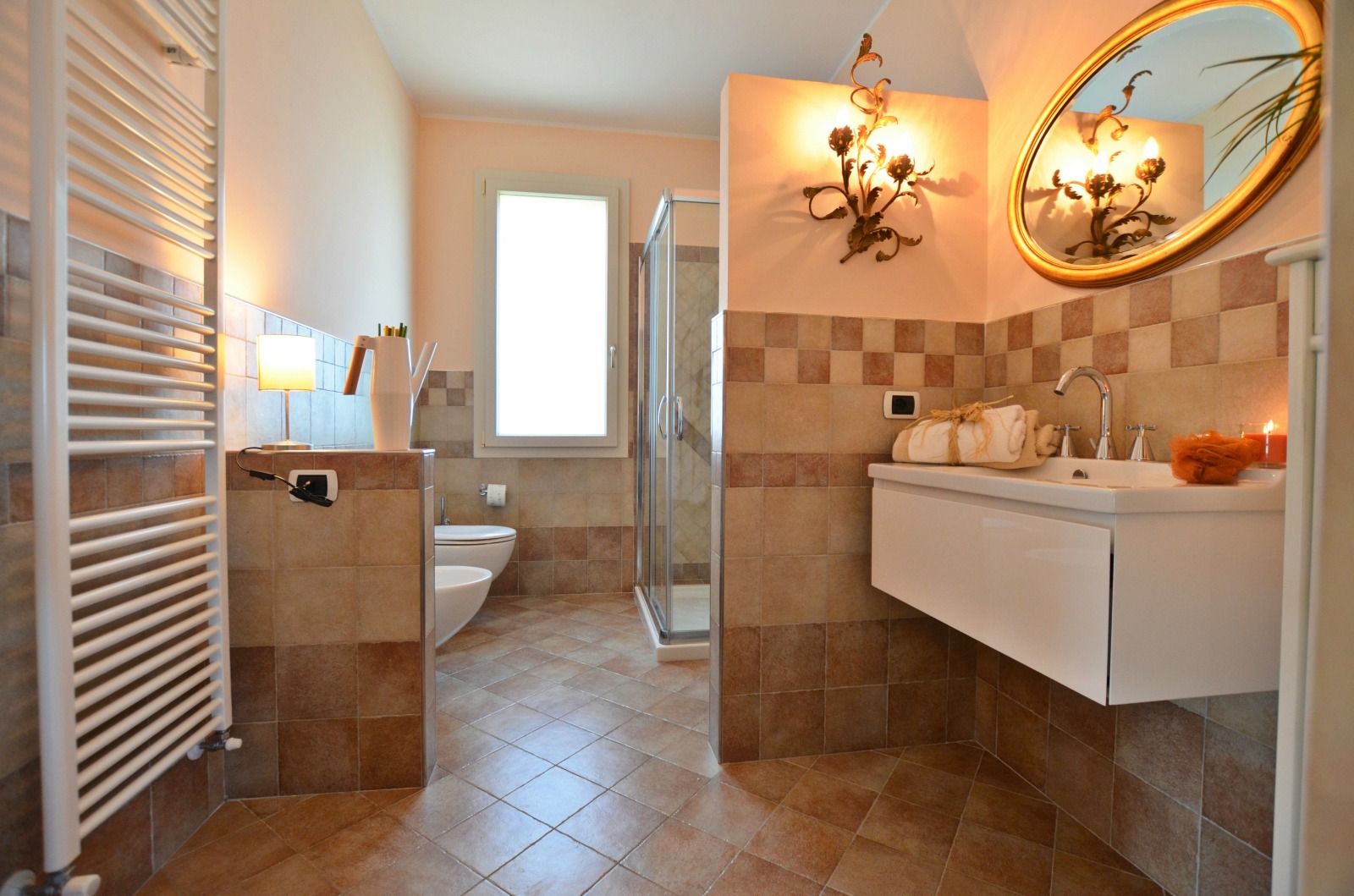 Ecological villa from a designer in Tuscany!.