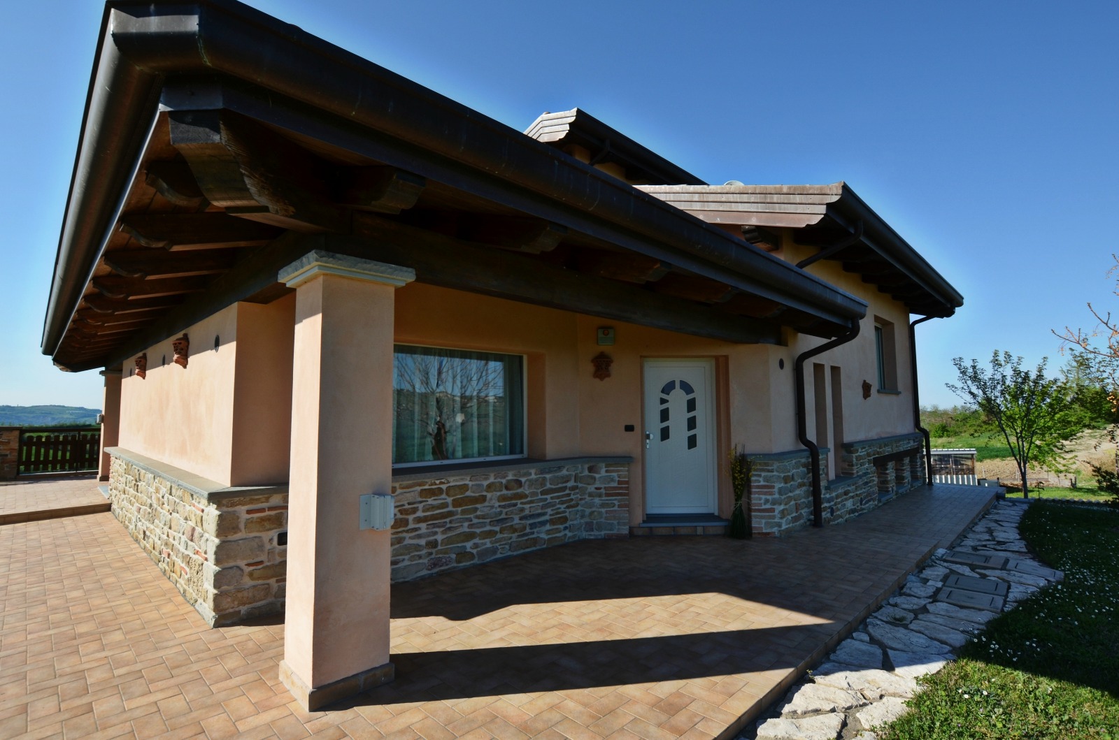 Ecological villa from a designer in Tuscany!.