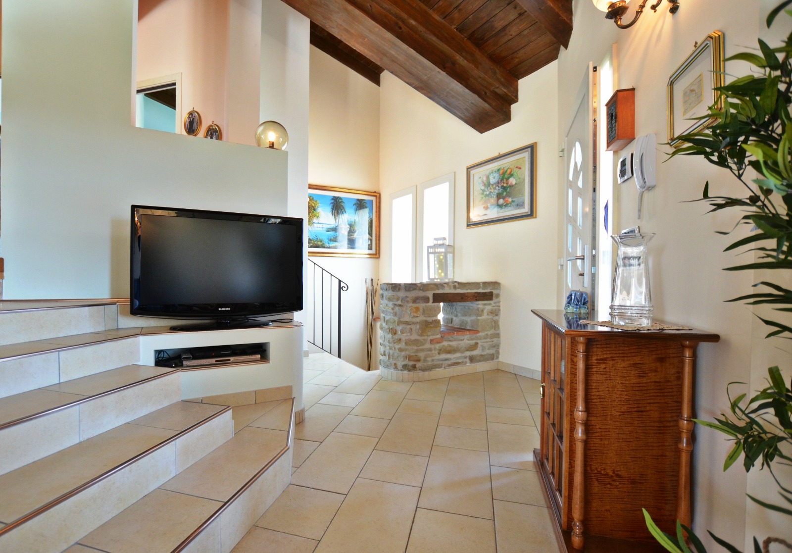 Ecological villa from a designer in Tuscany!.