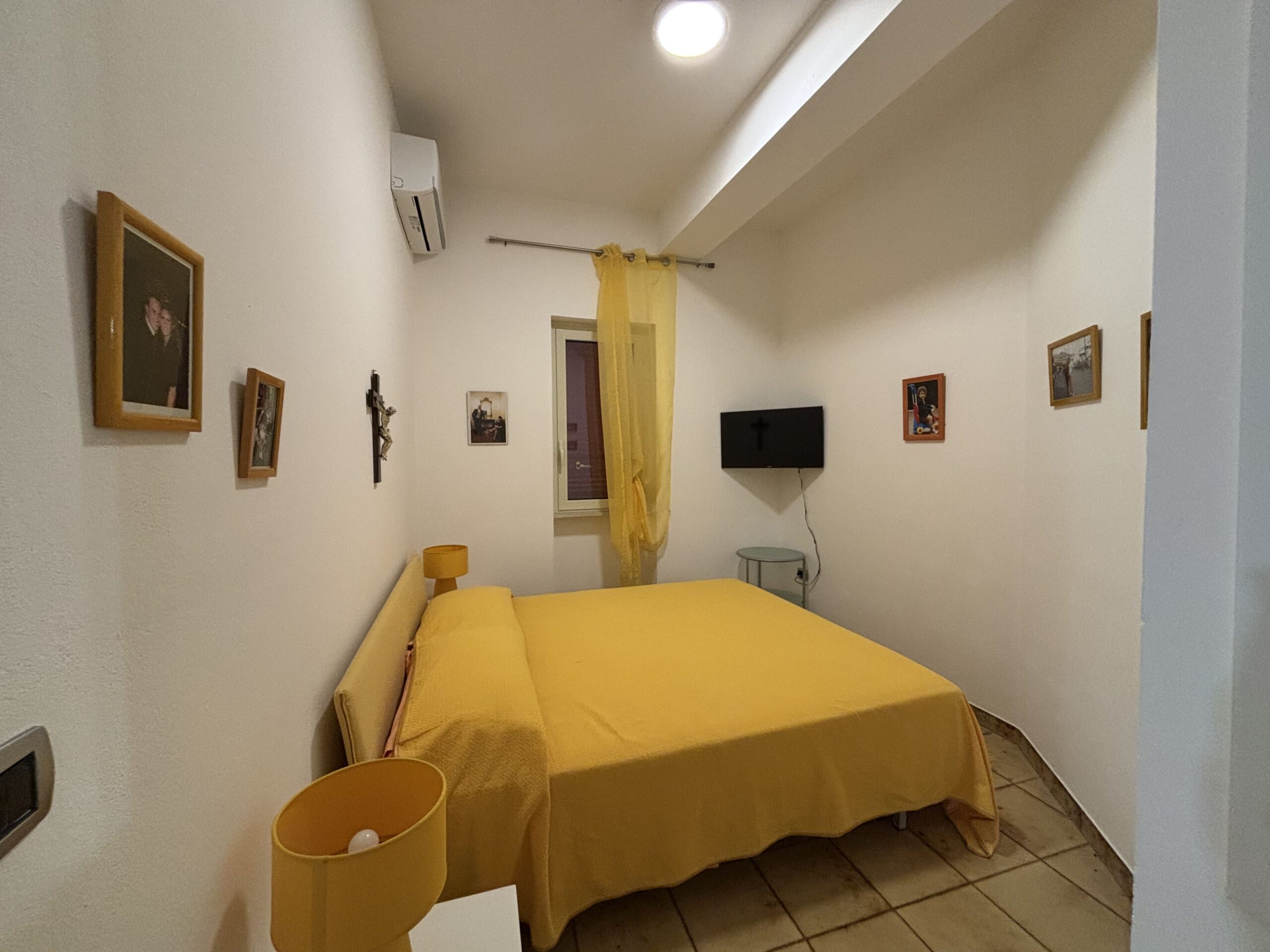 Modern flat in Praia a Mare/ Via Fortino.