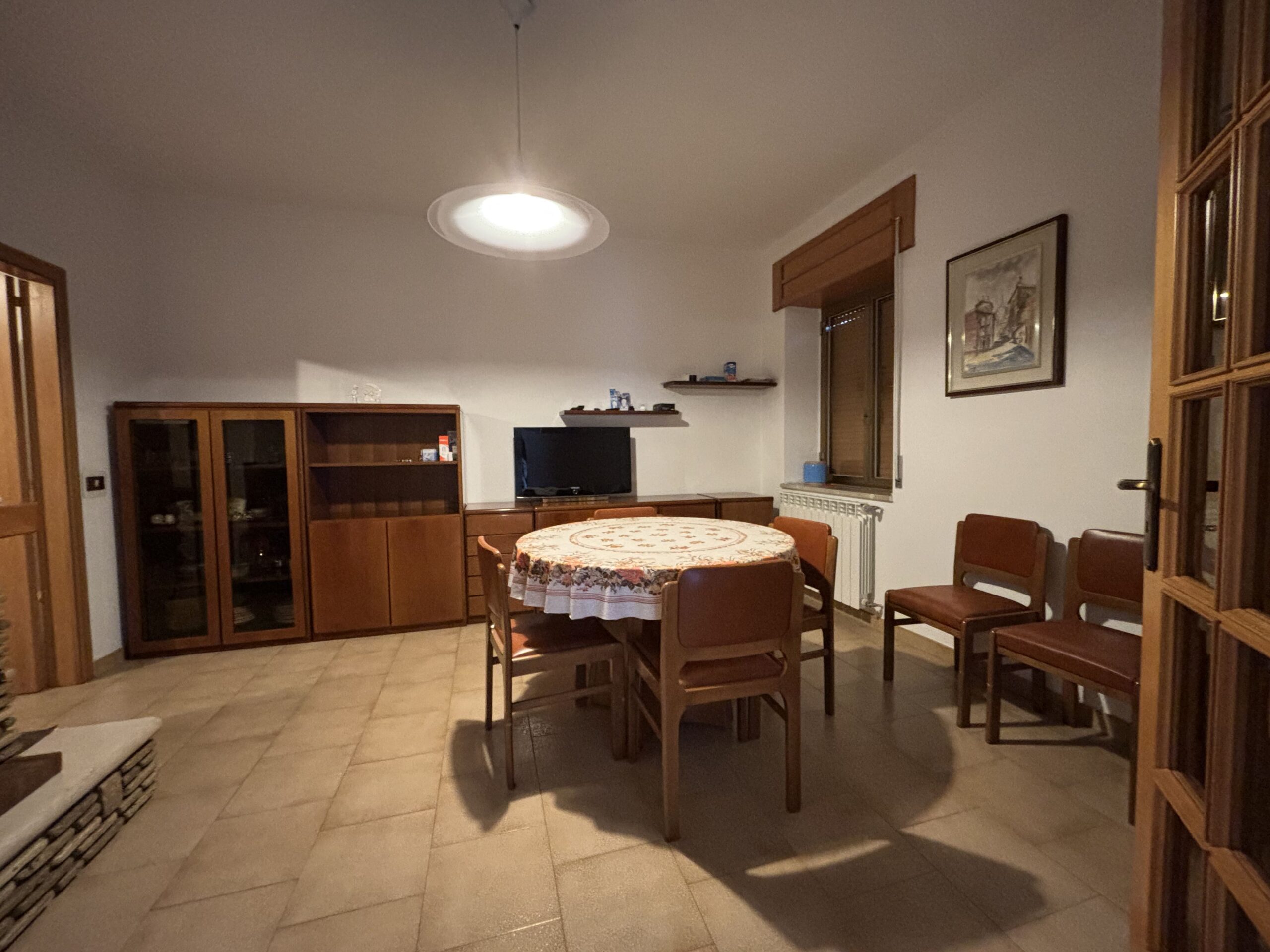 Lauria - independent house with great potential.