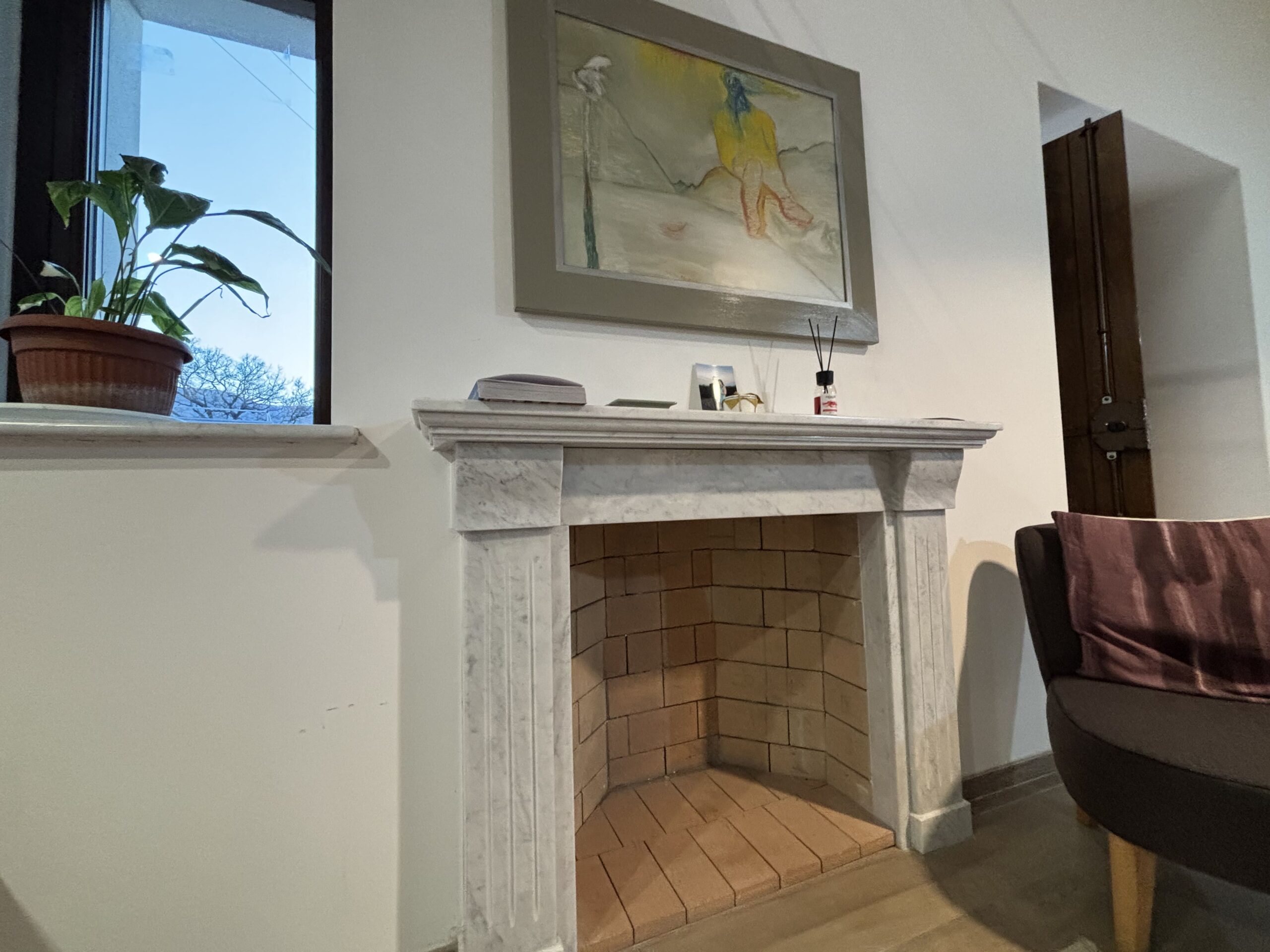 Modern furnished house with mountain views in Lauria.