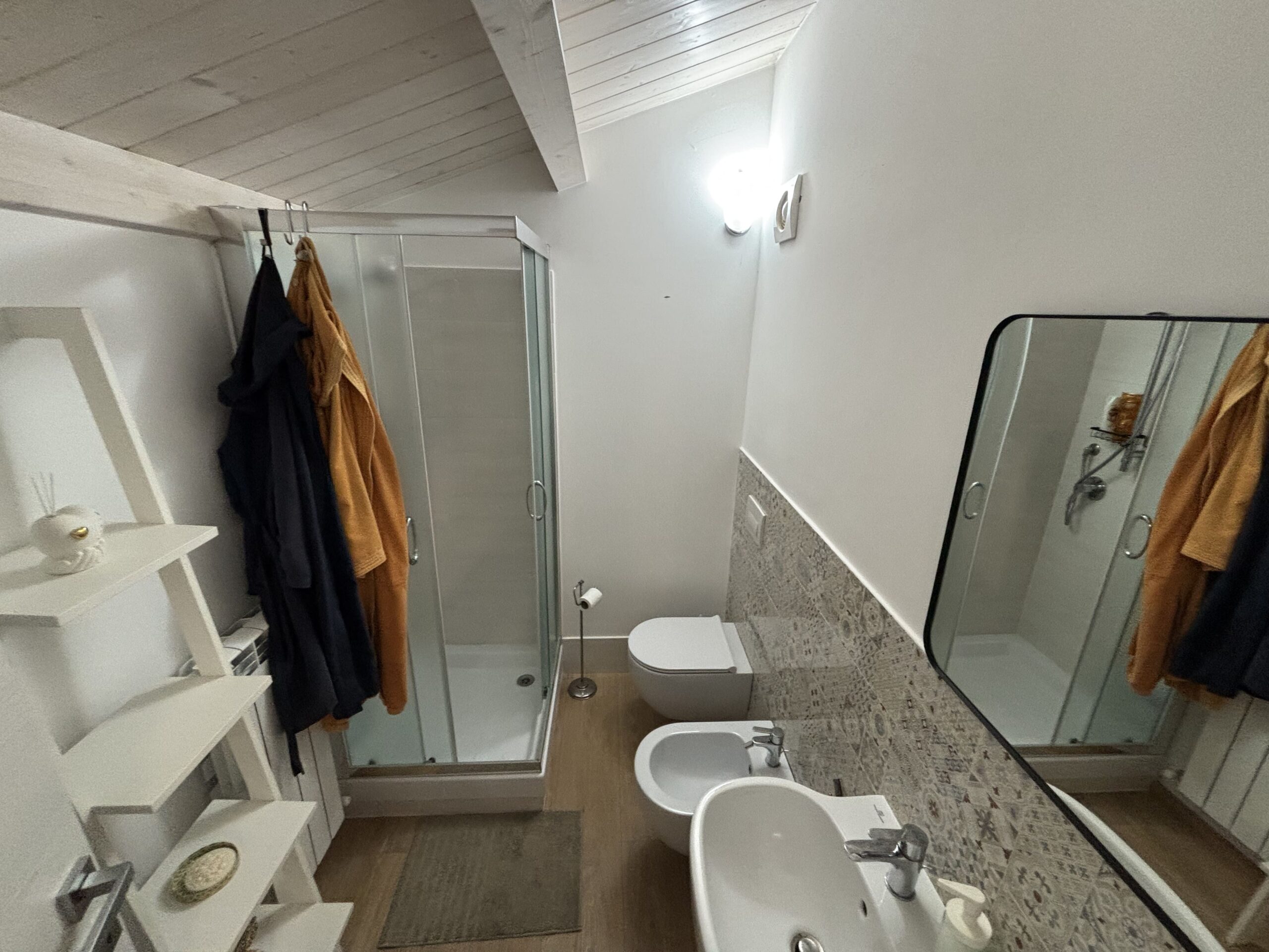 Modern furnished house with mountain views in Lauria.