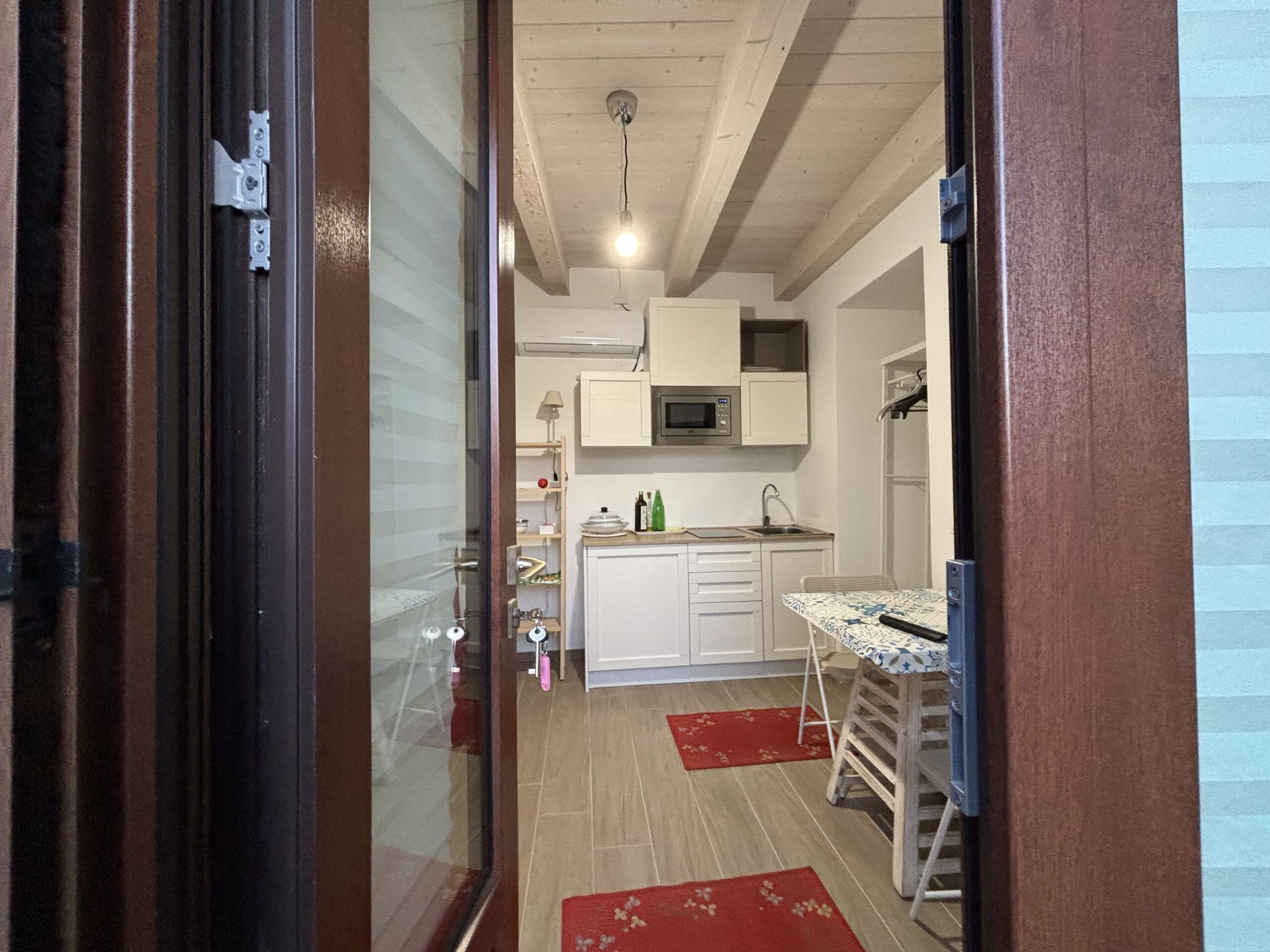 Modern furnished house with mountain views in Lauria.