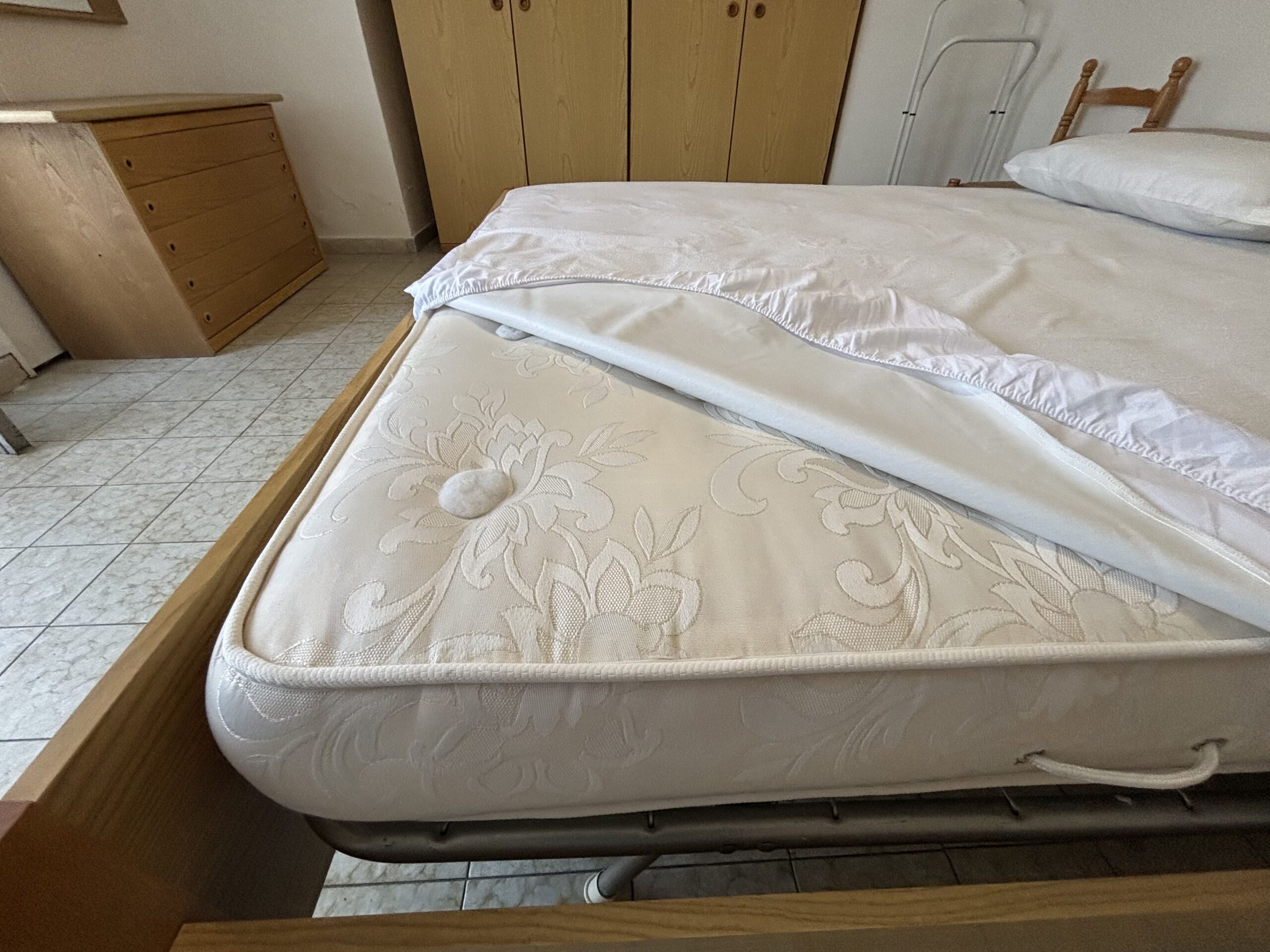 Tortora - flat with mountain view.