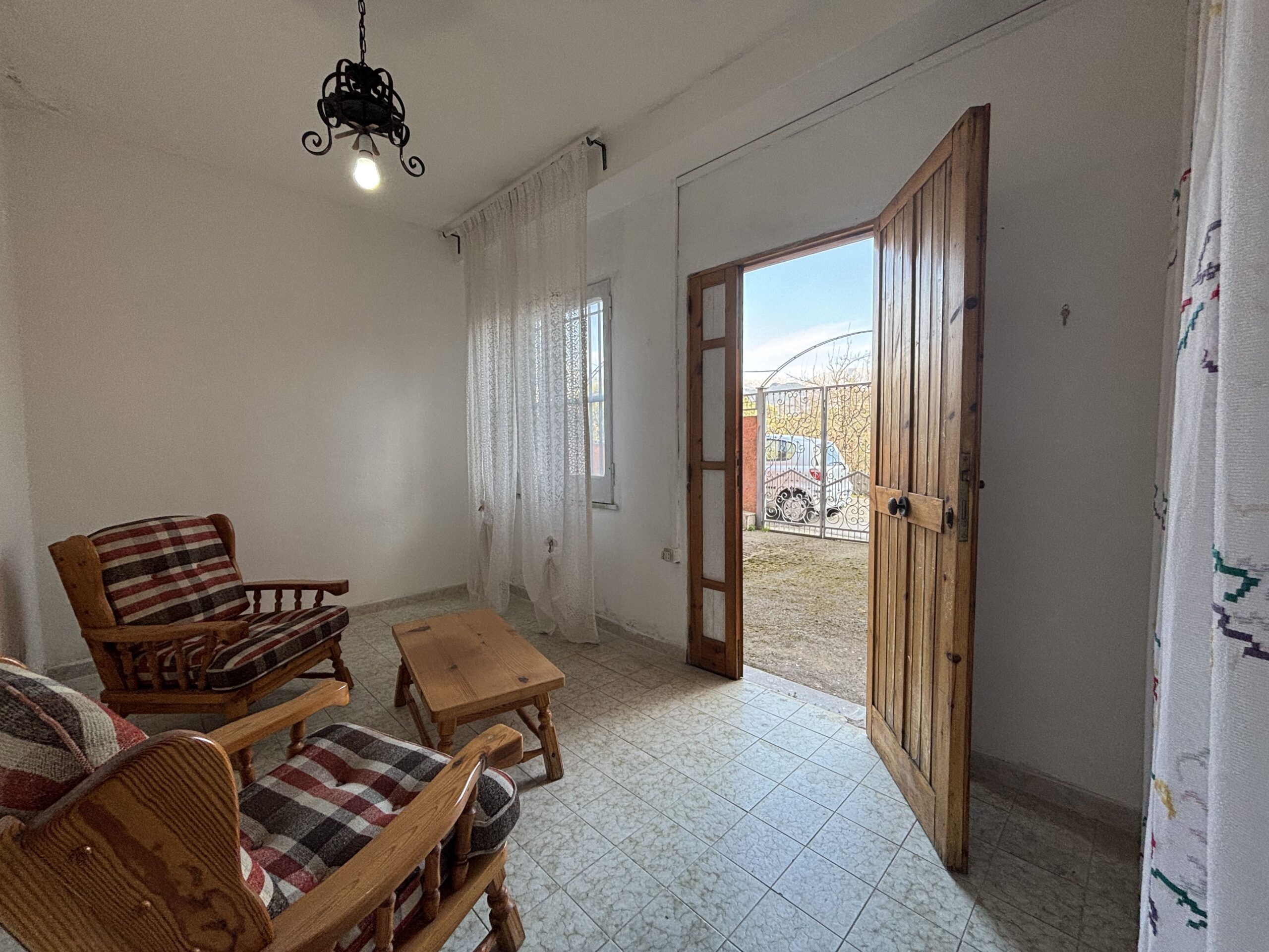 Tortora - flat with mountain view.