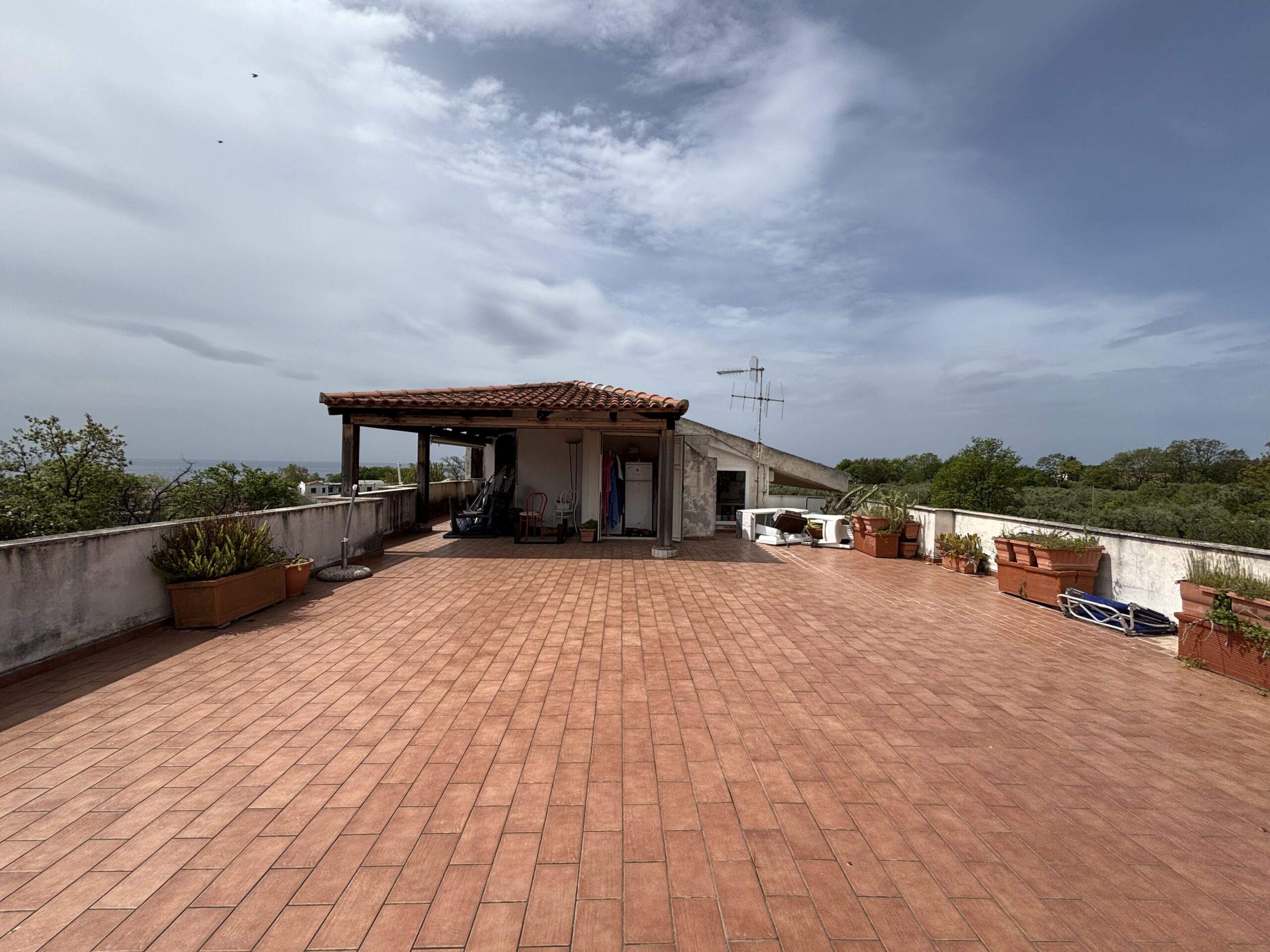 Appartamento con ampia terrazza, vista mare e montagna - Delfini, San Nicola Arcella.