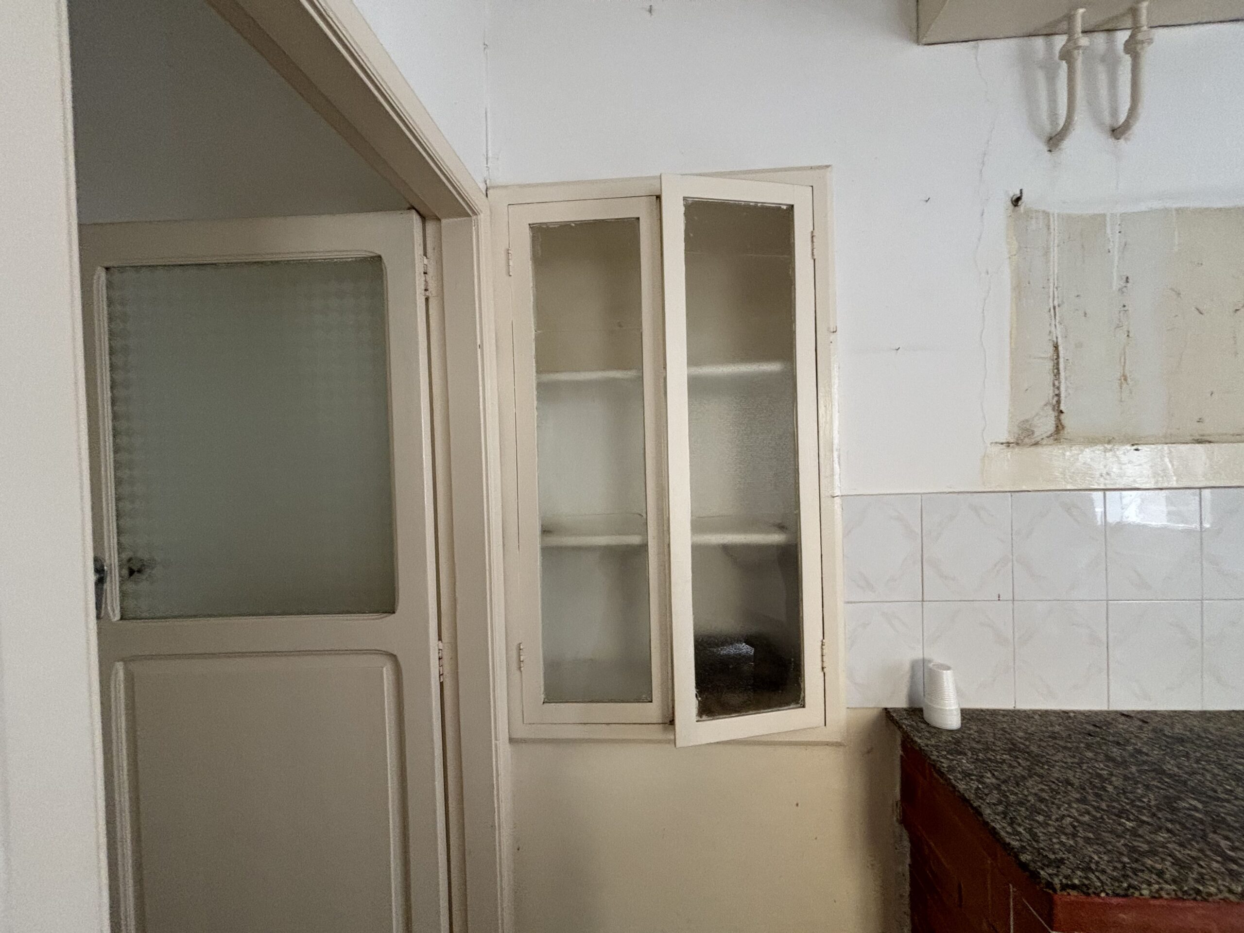 Lagonegro - house for renovation in the city centre.