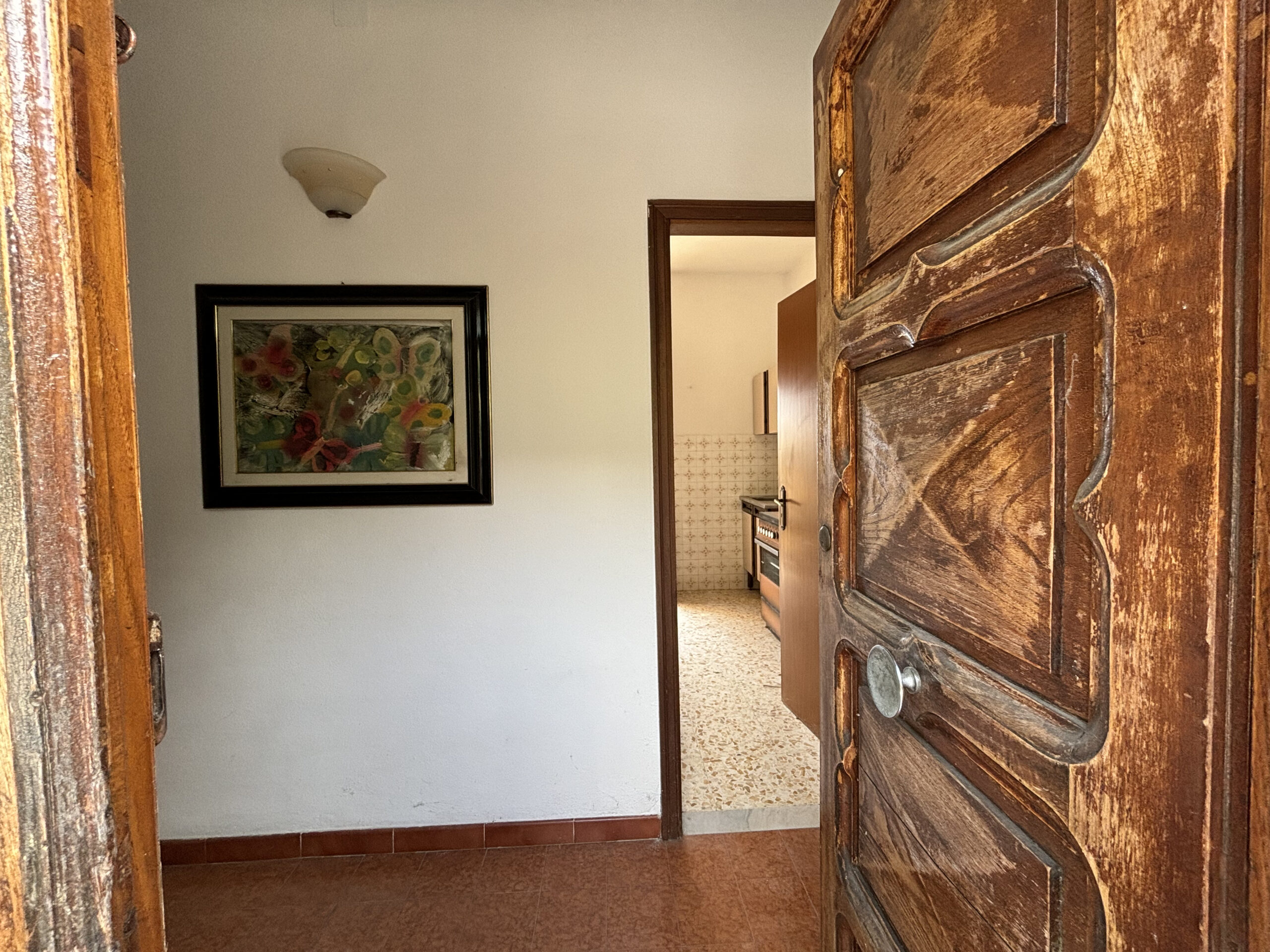 Nemoli Lago - casa da ristrutturare o demolire con terreno edificabile.