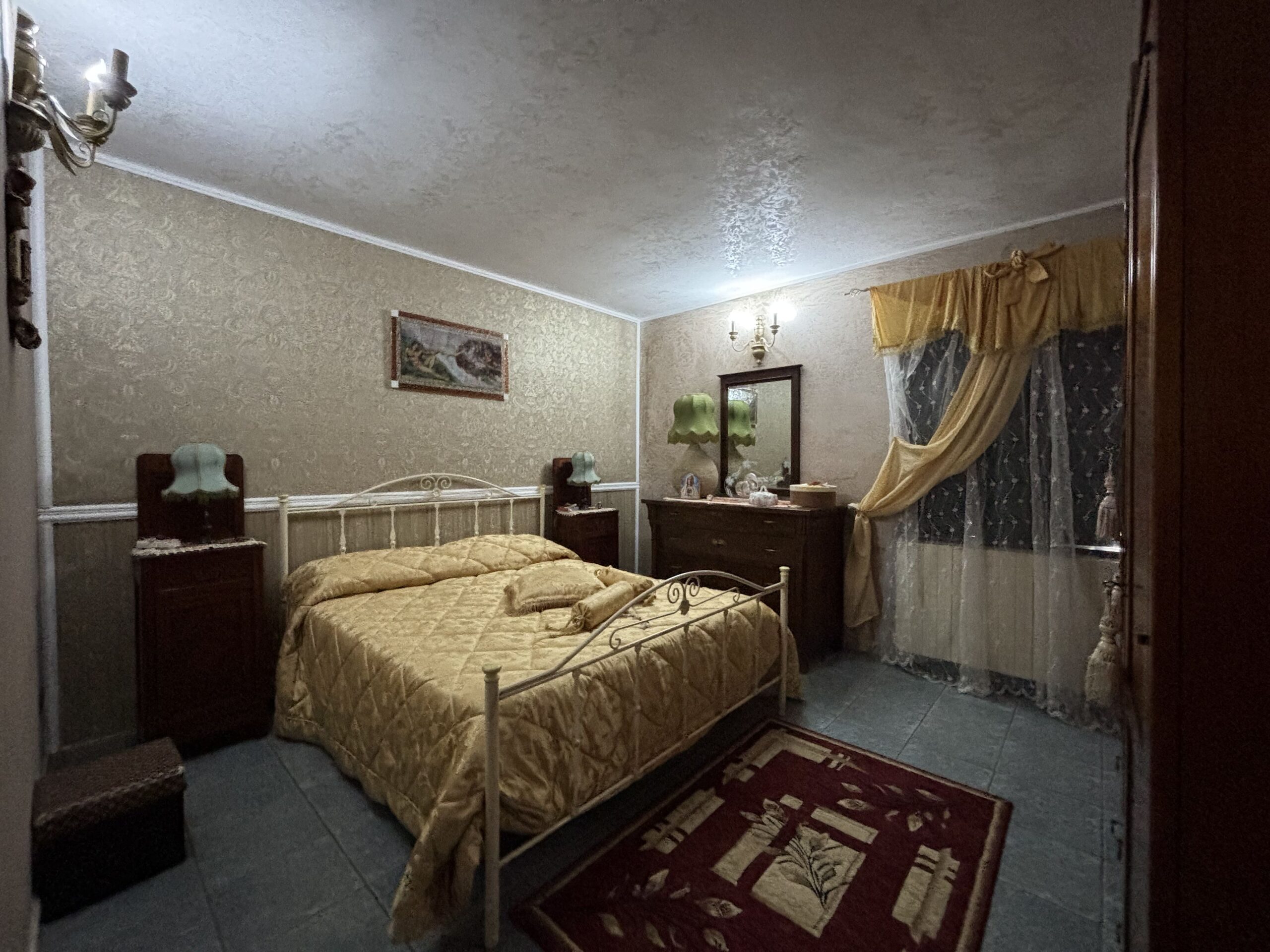 Your retreat in Morano Calabro - a phenomenal estate with olive trees.