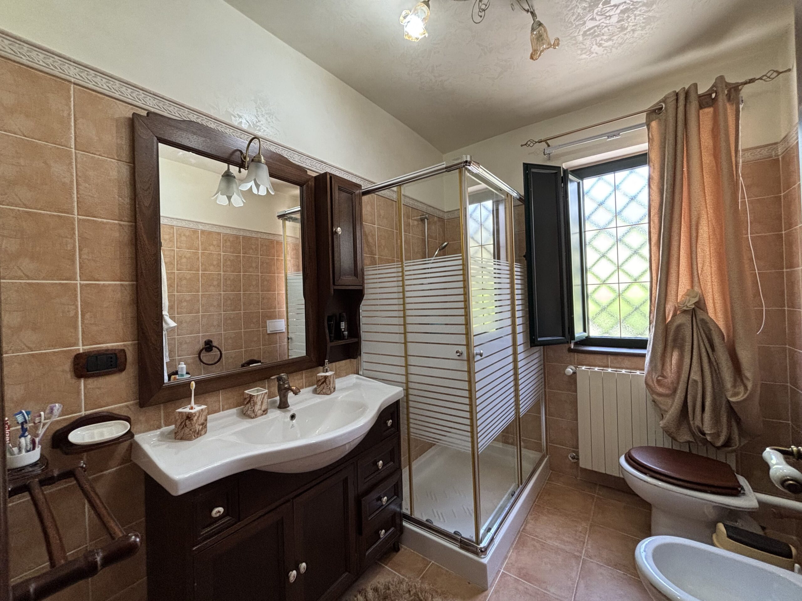 Your retreat in Morano Calabro - a phenomenal estate with olive trees.