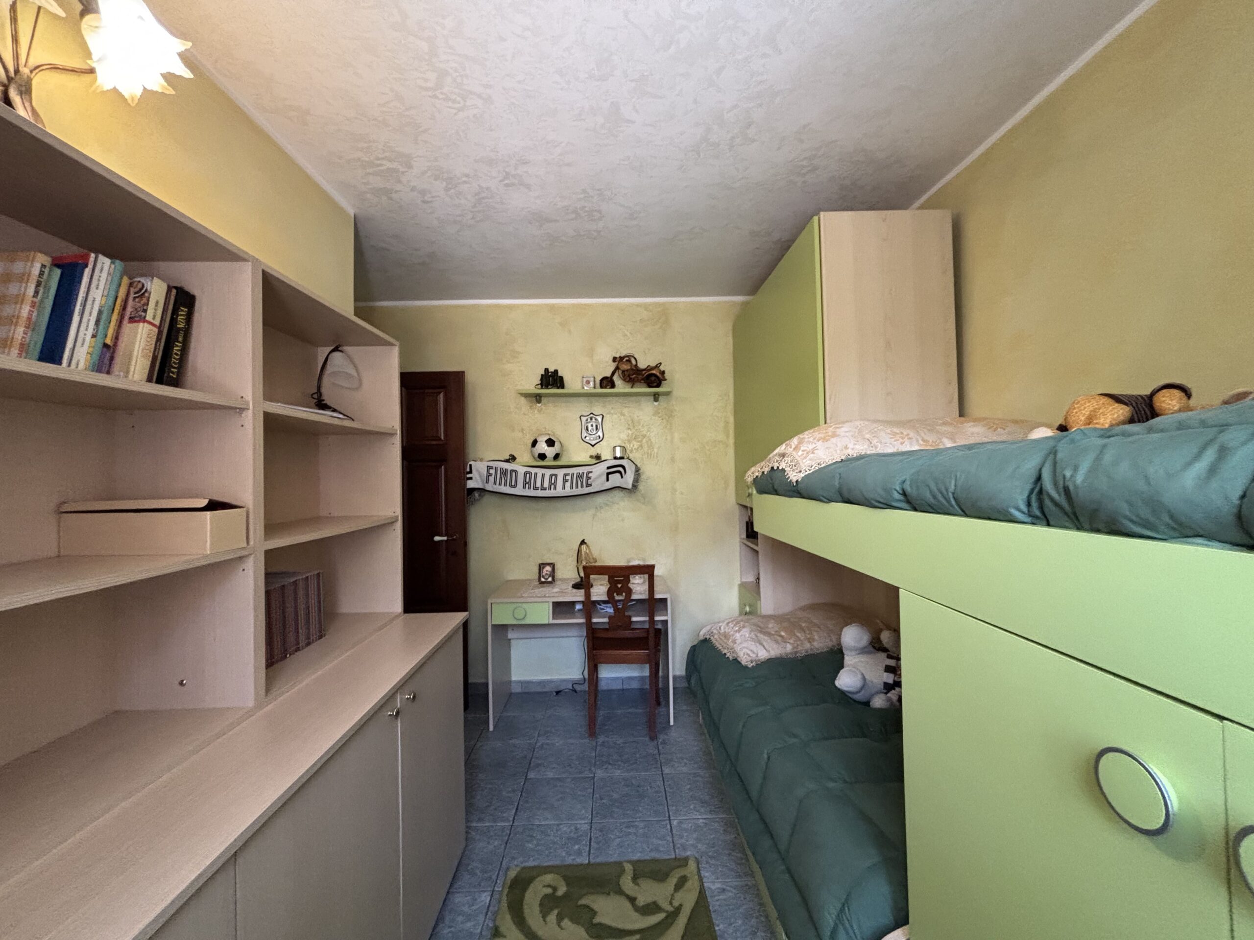 Your retreat in Morano Calabro - a phenomenal estate with olive trees.