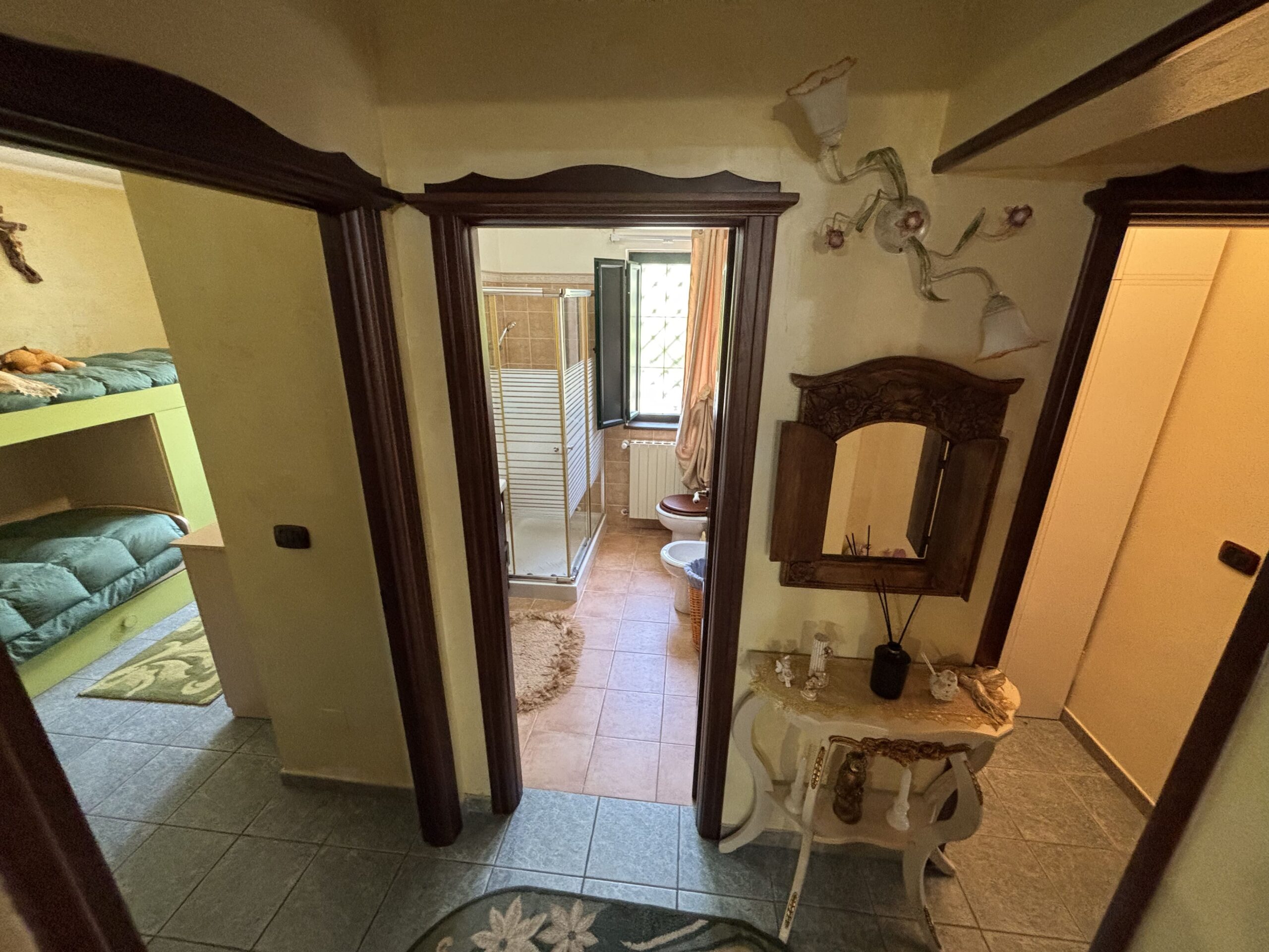 Your retreat in Morano Calabro - a phenomenal estate with olive trees.