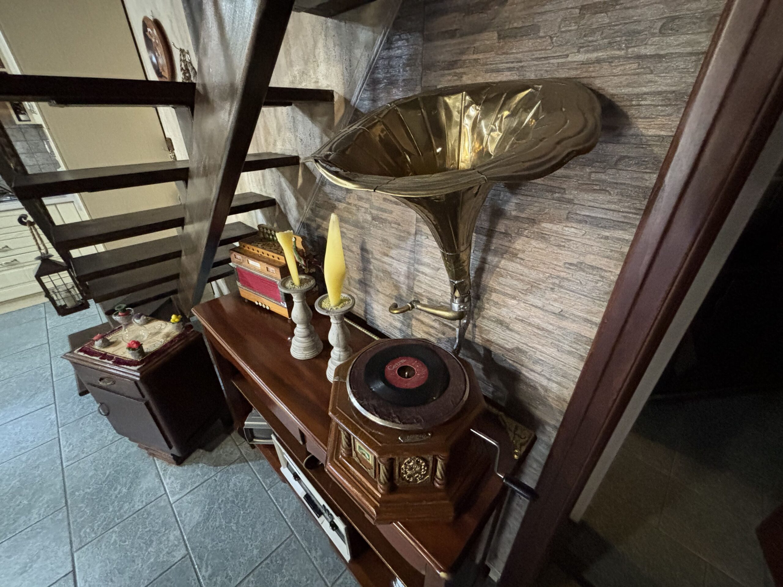 Your retreat in Morano Calabro - a phenomenal estate with olive trees.