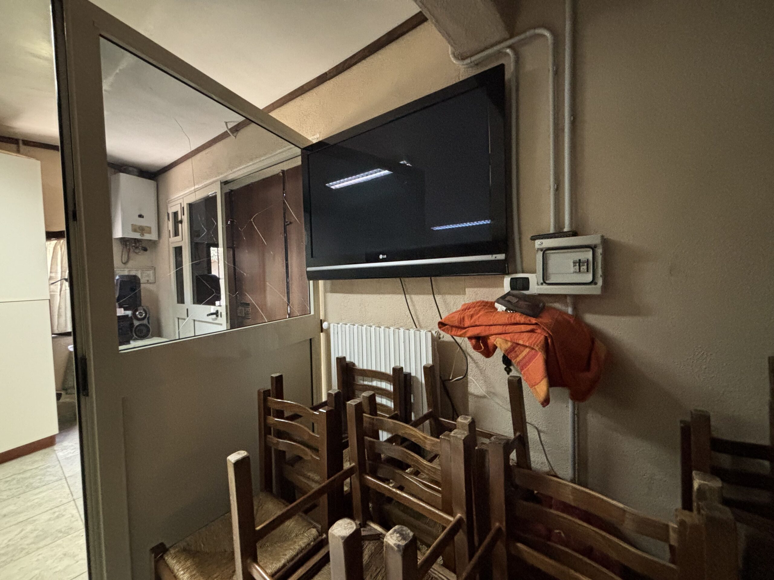 Your retreat in Morano Calabro - a phenomenal estate with olive trees.