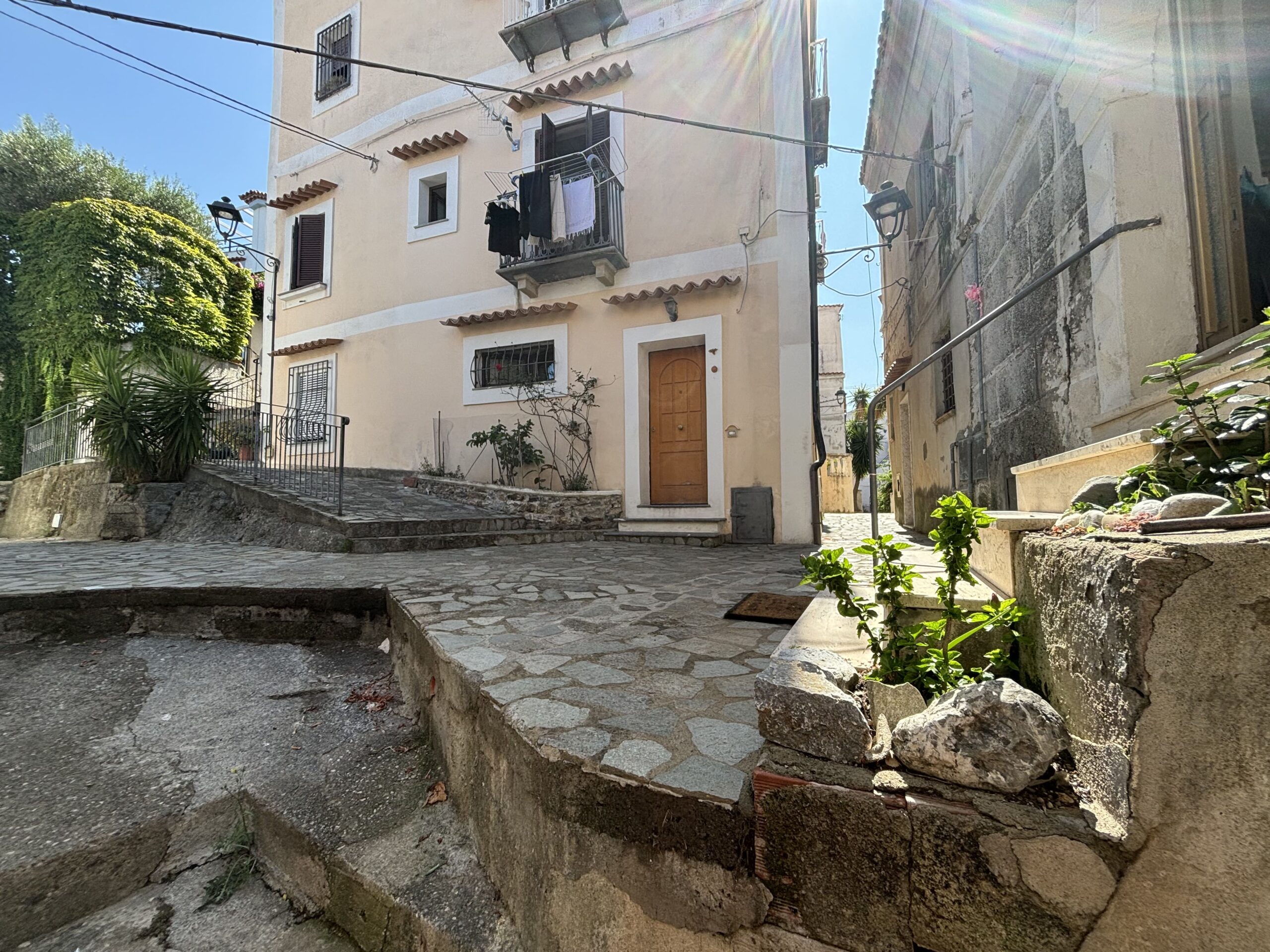 La dolce vita in the historic centre of San Nicola Arcella.