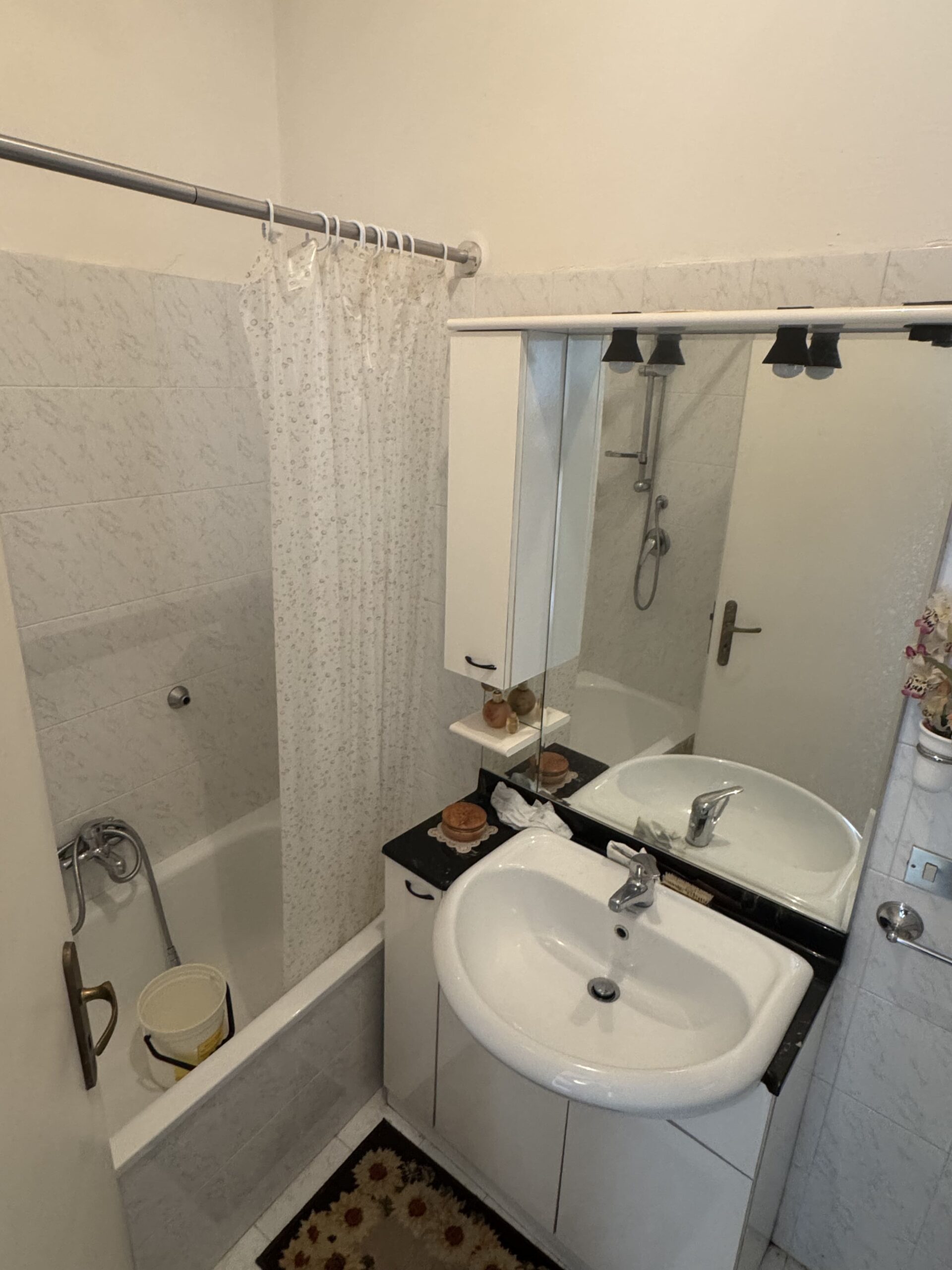 Home in the mountains and close to the sea in Santa Domenica Talao.