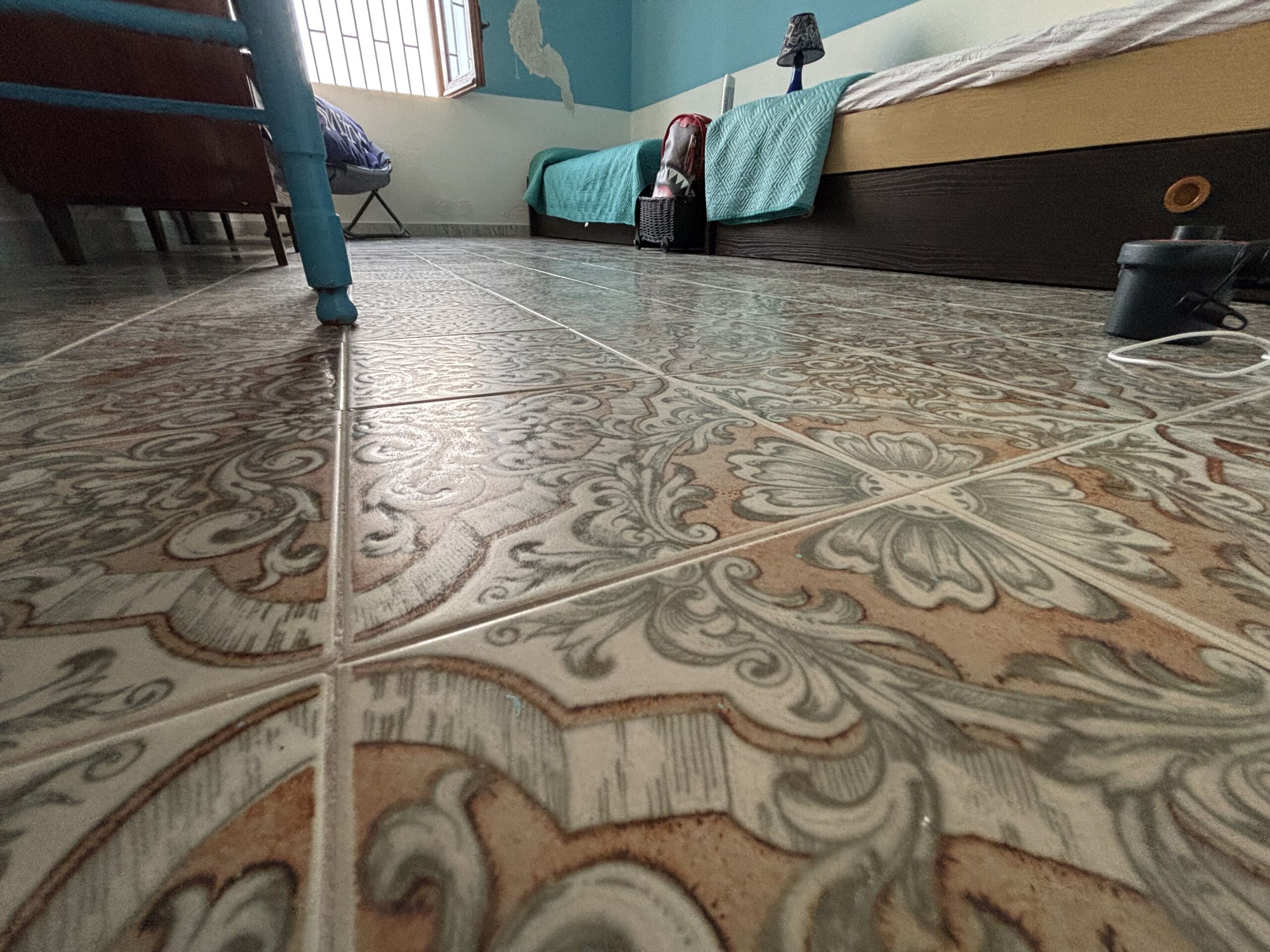 Italian-style flat in Acquappesa Marina with sea views.