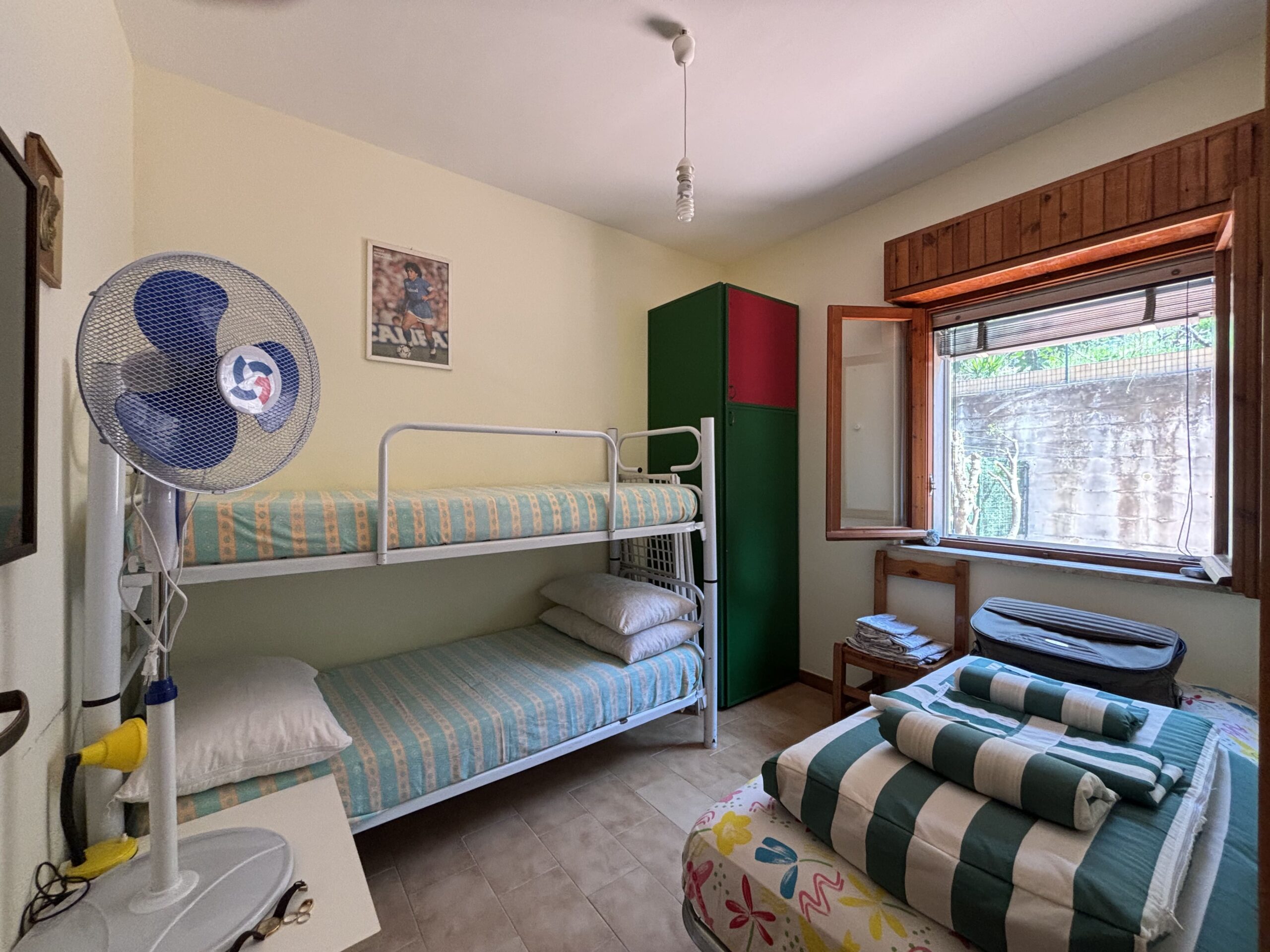 San Nicola Arcella - appartamento al piano terra con giardino, garage e posto auto.