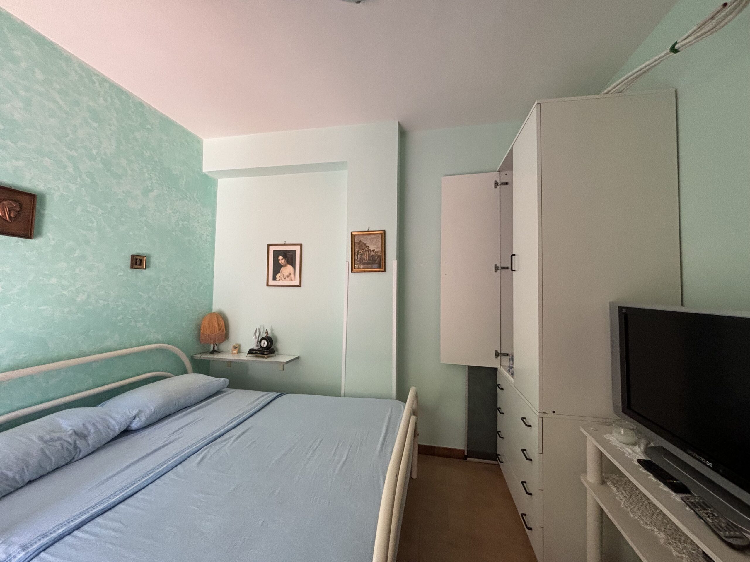 San Nicola Arcella - appartamento al piano terra con giardino, garage e posto auto.