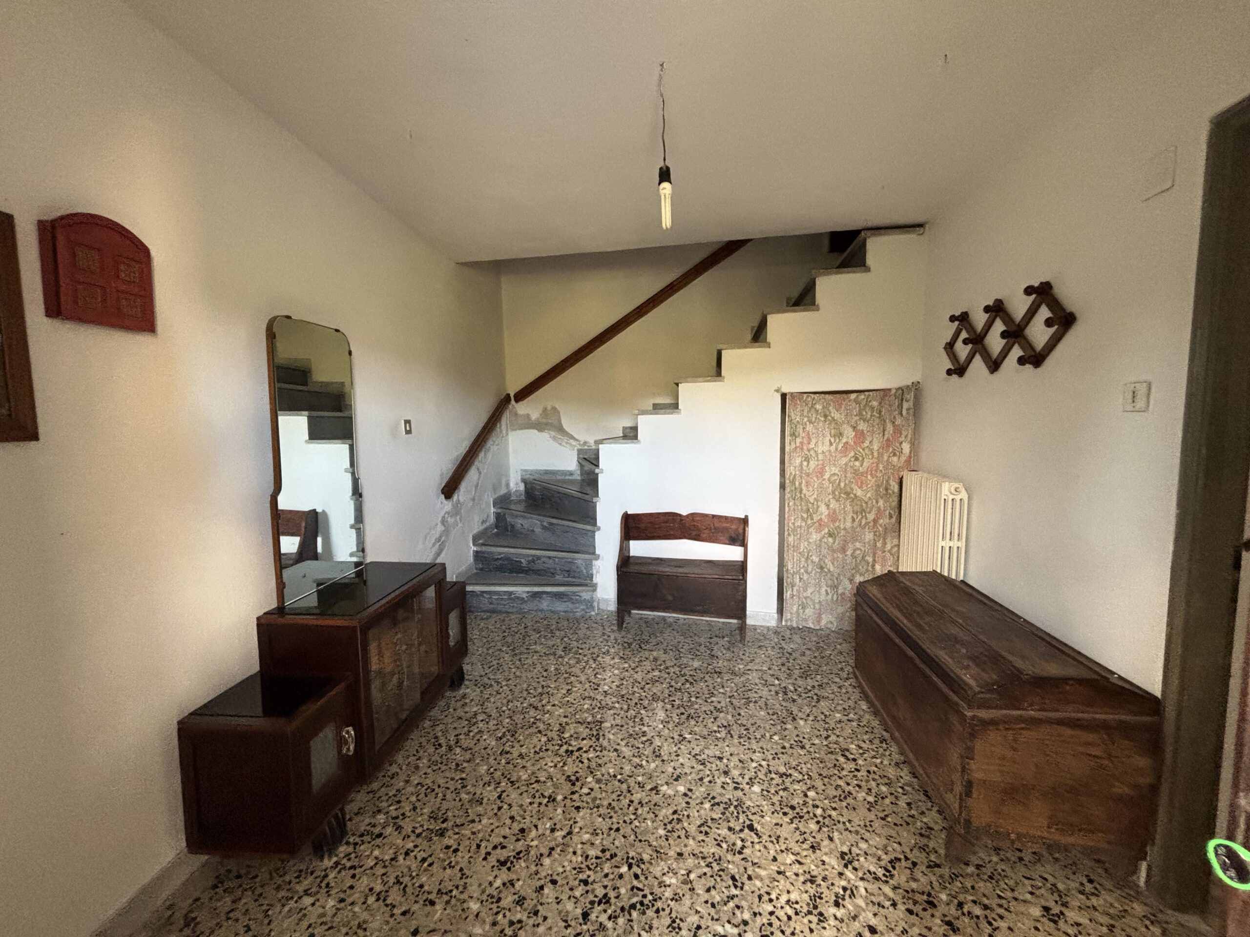 A plot of land with house and outbuildings with great potential in San Donato di Ninea.