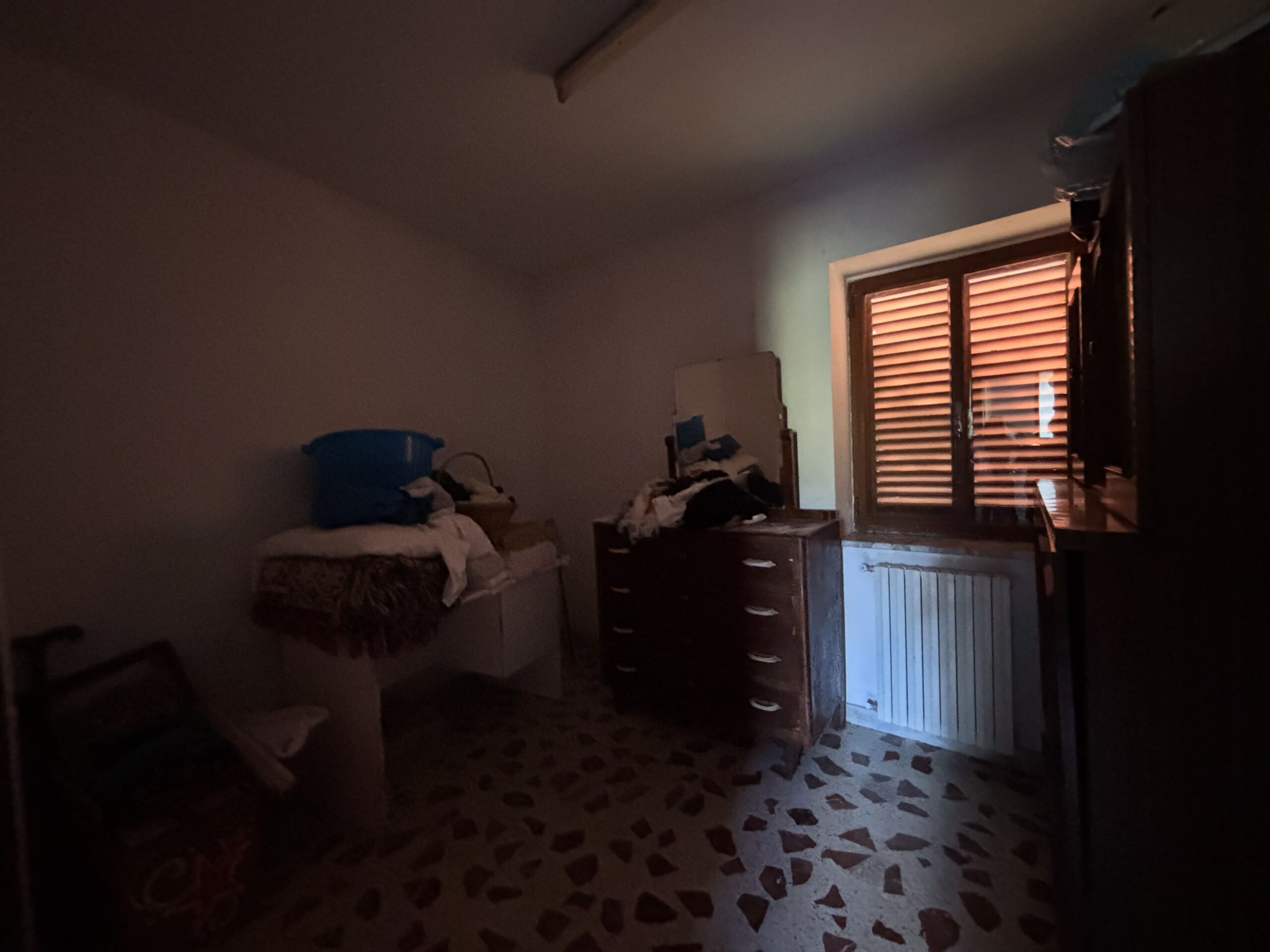 A plot of land with house and outbuildings with great potential in San Donato di Ninea.