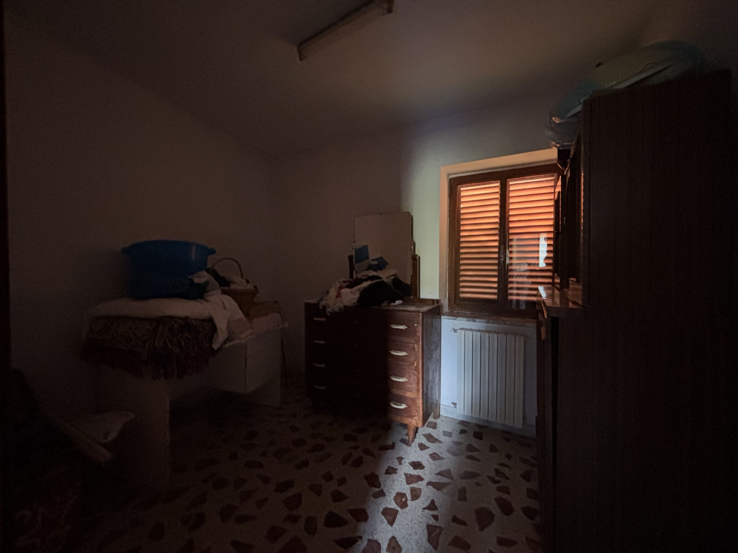 A plot of land with house and outbuildings with great potential in San Donato di Ninea.