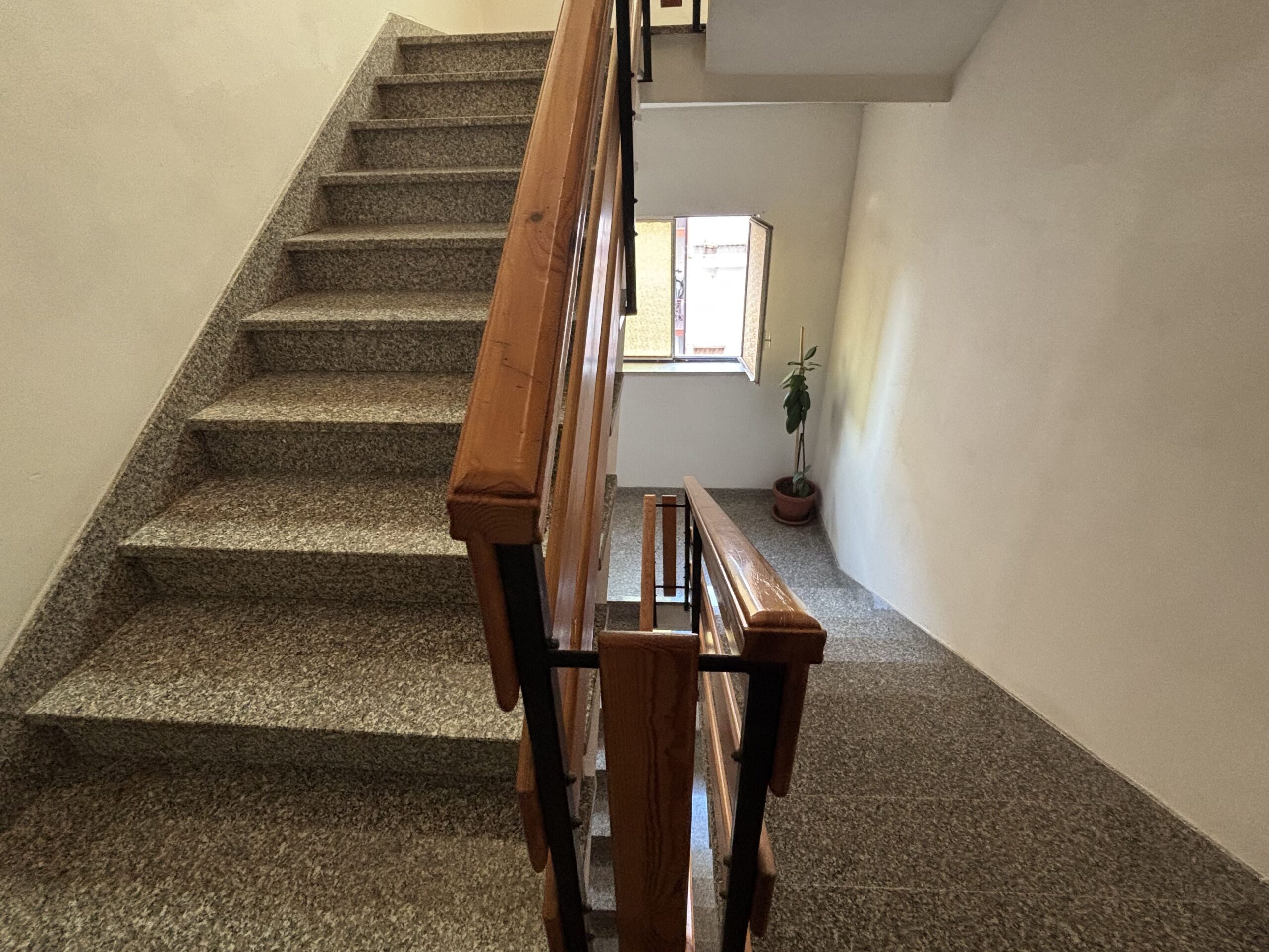 Large flat in Cetraro - air conditioning, balconies.