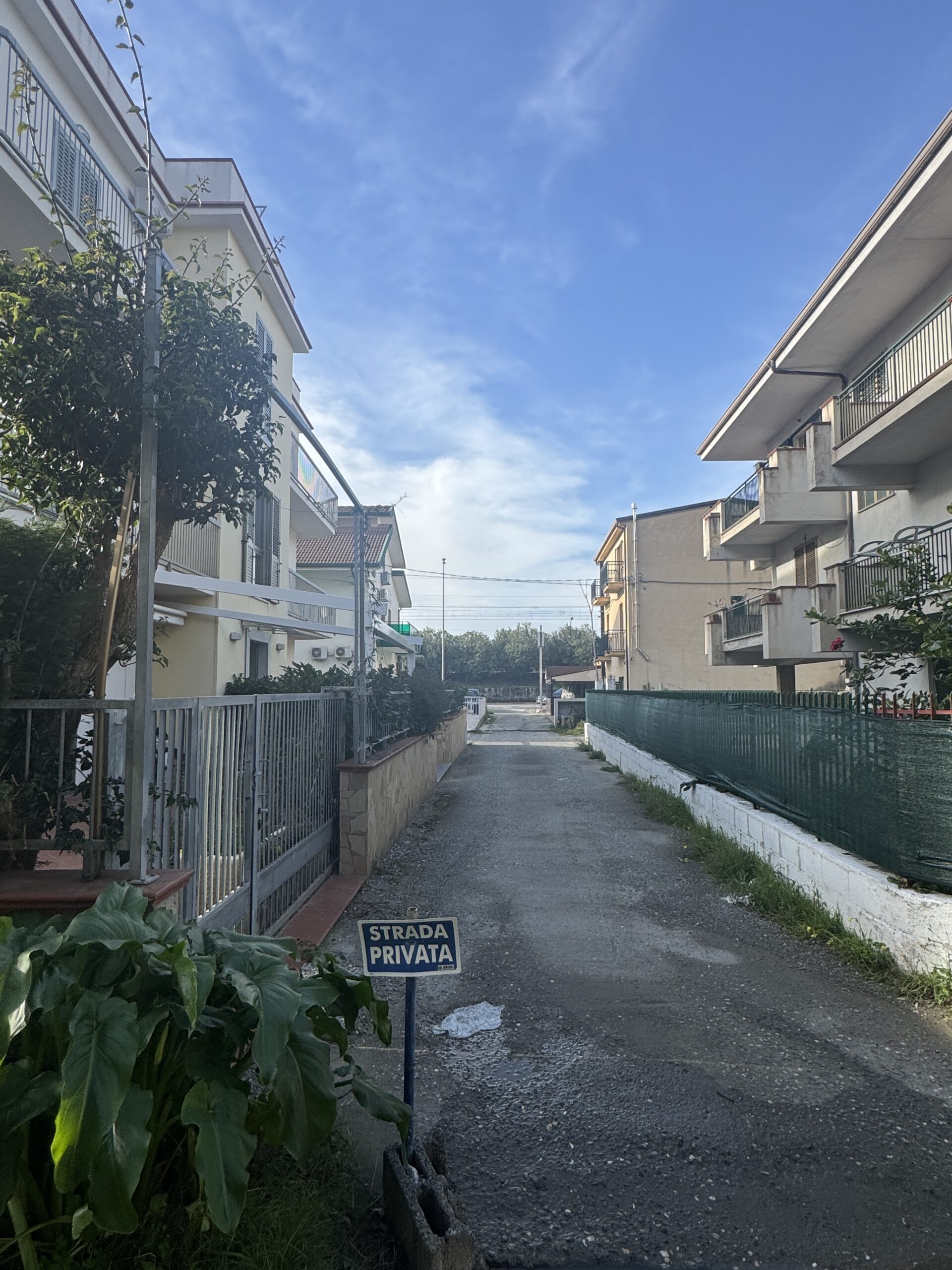 Guardia Piemontese - renovated flat 200 metres from the sea.