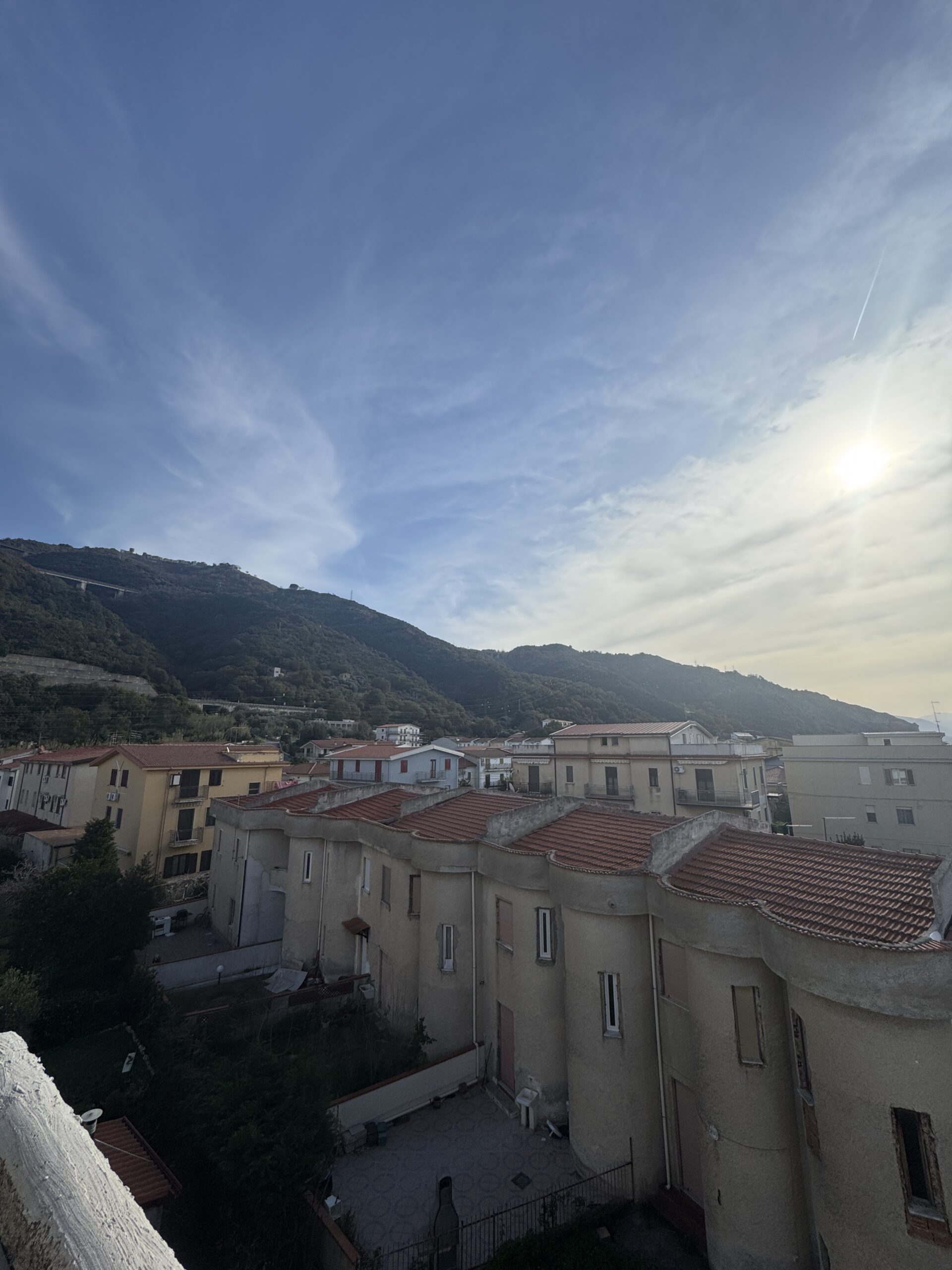 Guardia Piemontese - renovated flat 200 metres from the sea.