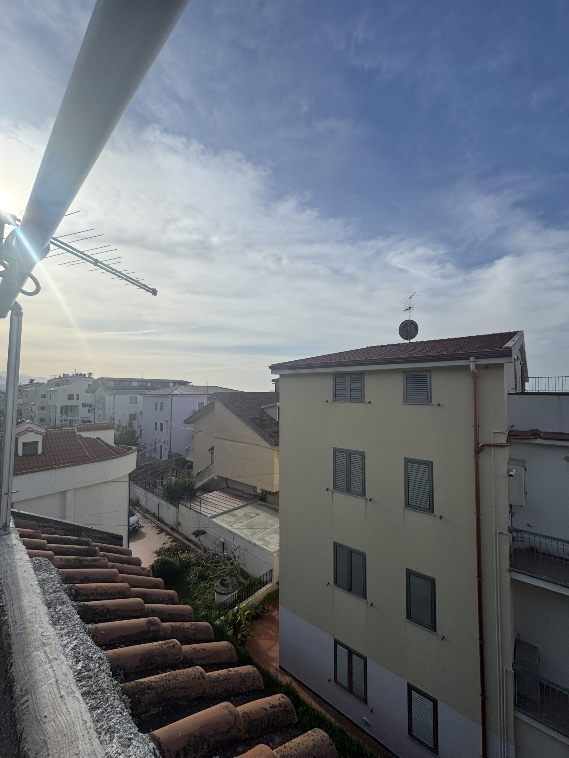 Guardia Piemontese - renovated flat 200 metres from the sea.